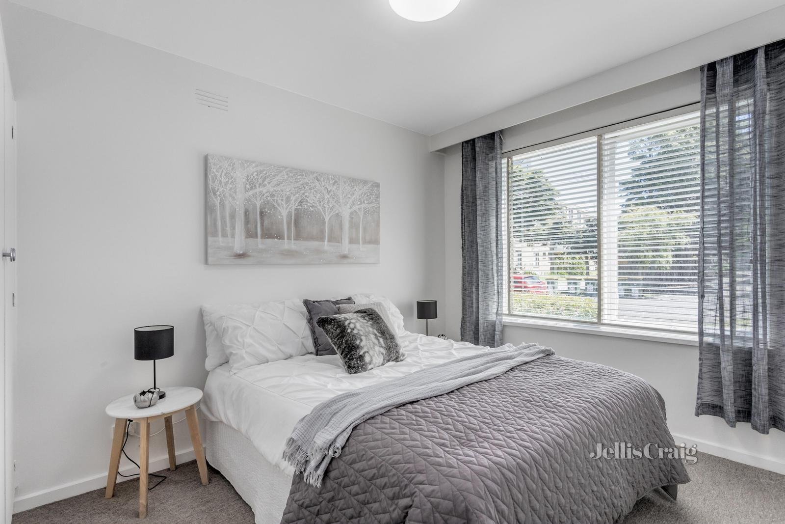 1/18 Ashted Road, Box Hill image 6