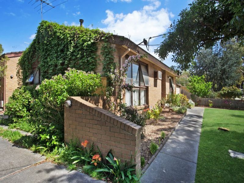1/18 Barwon Street, Box Hill North image 2