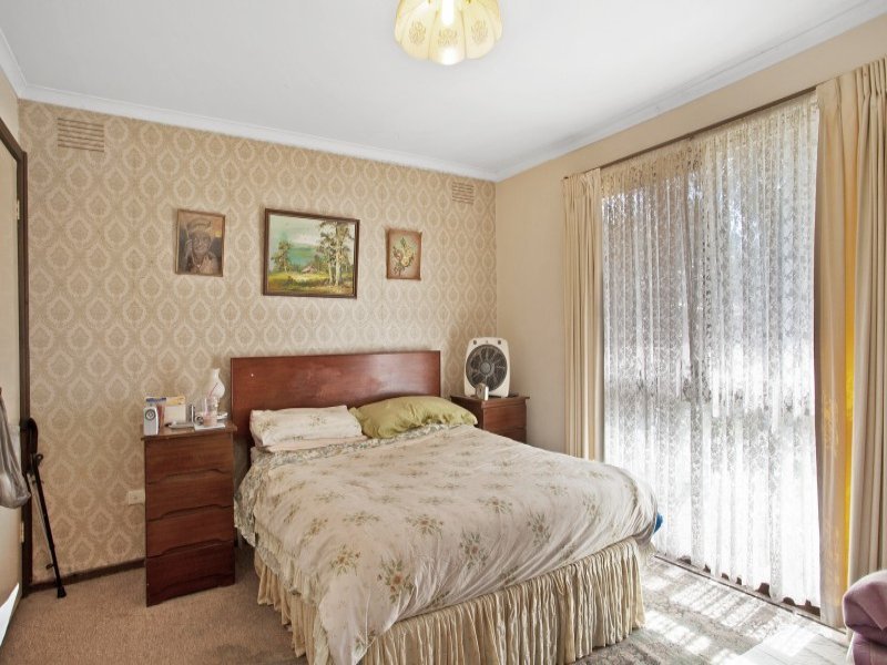1/18 Barwon Street, Box Hill North image 9