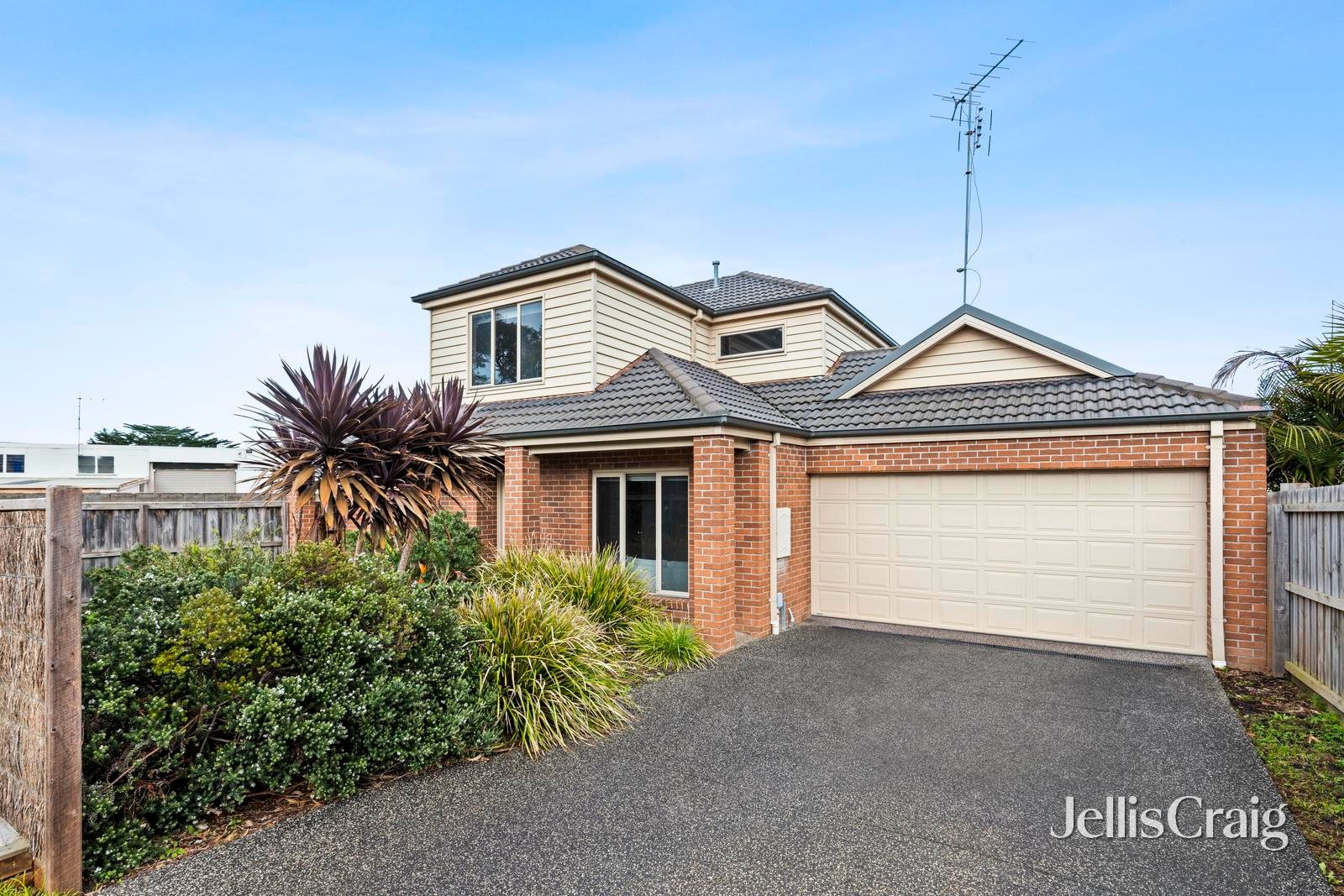 1/18 Bell Street, Ocean&nbsp;Grove image 1