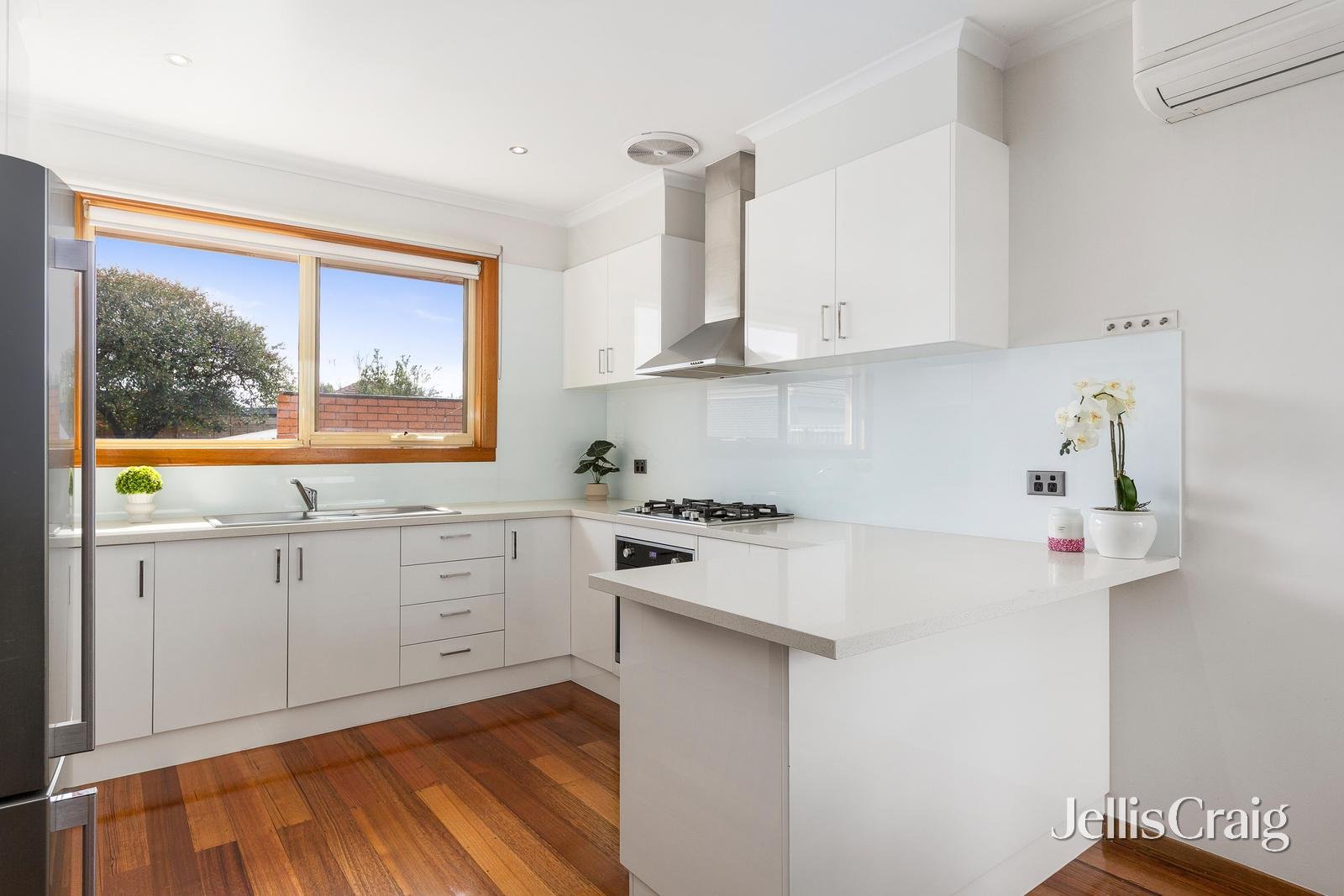 118 Boundary Road, Pascoe Vale image 4