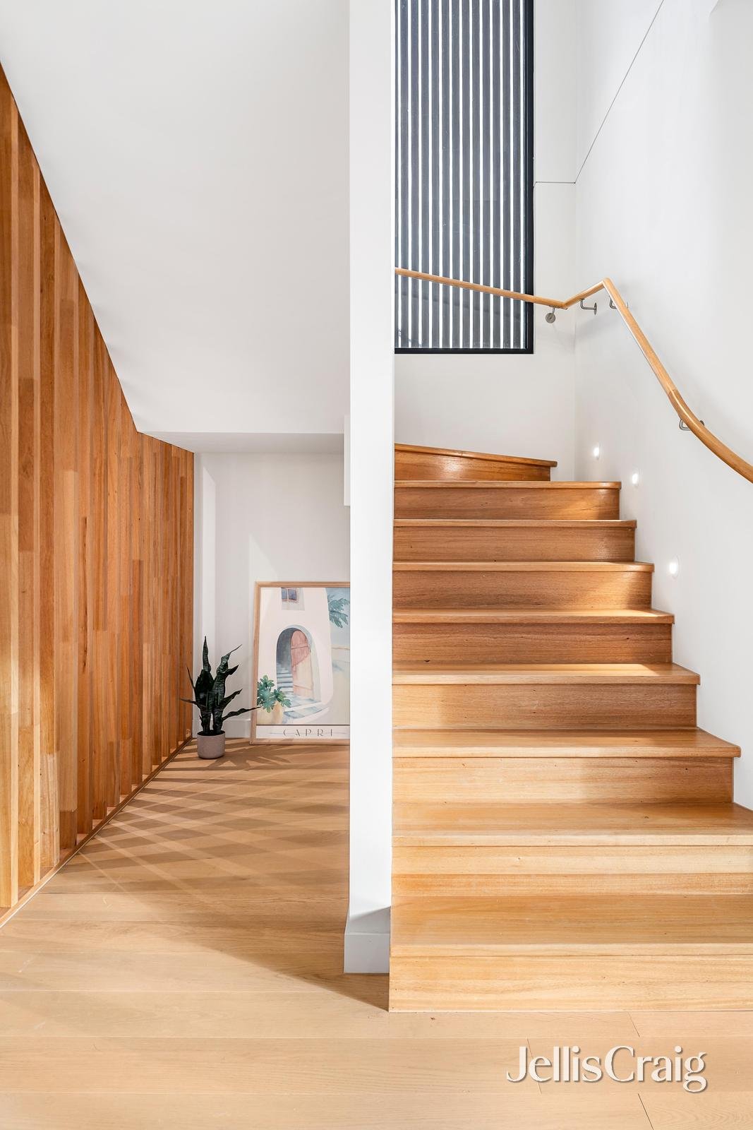 1/18 Broughton Road, Surrey&nbsp;Hills image 7