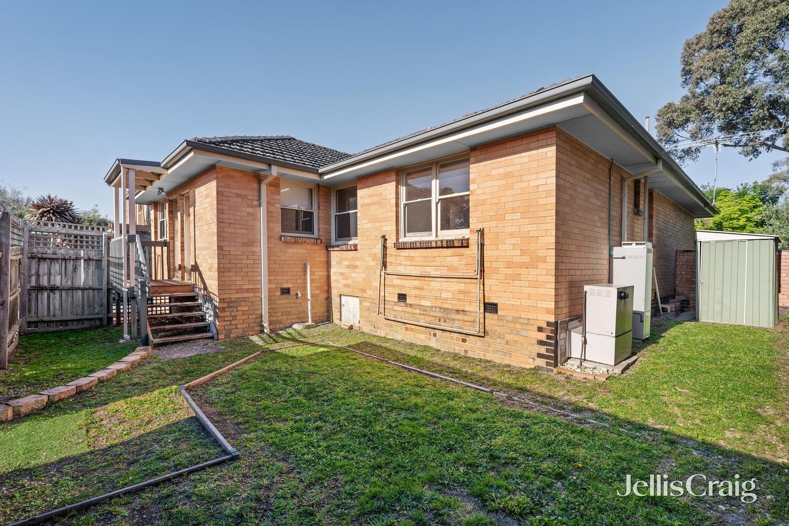 1/18 Donald Street, Blackburn South image 8