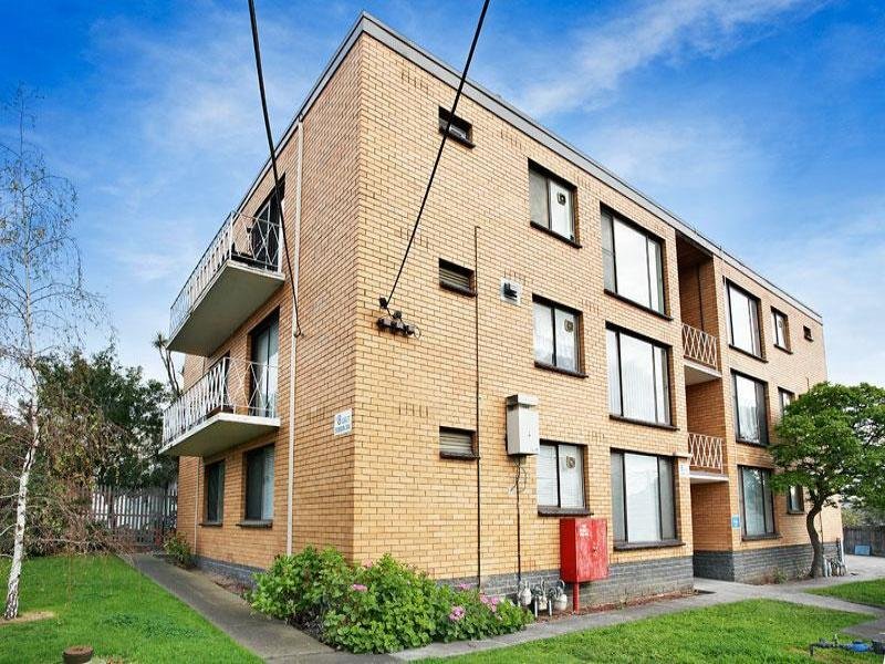 11/8 Glass Street, ESSENDON VIC 3040