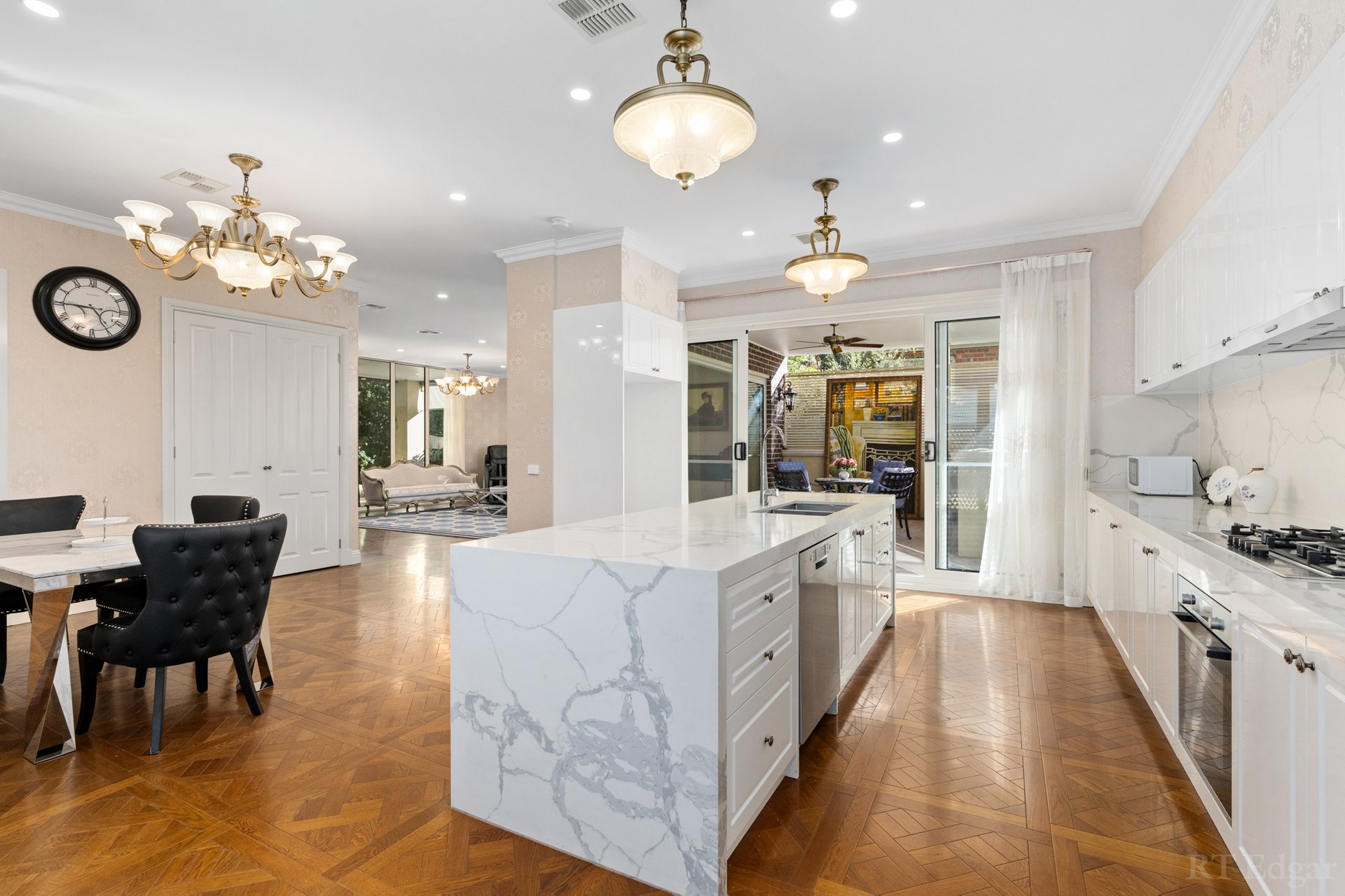 Property Gallery - Main Image