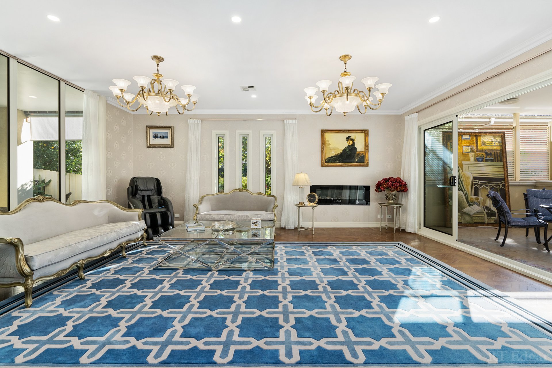 Property Gallery Thumbnail 3