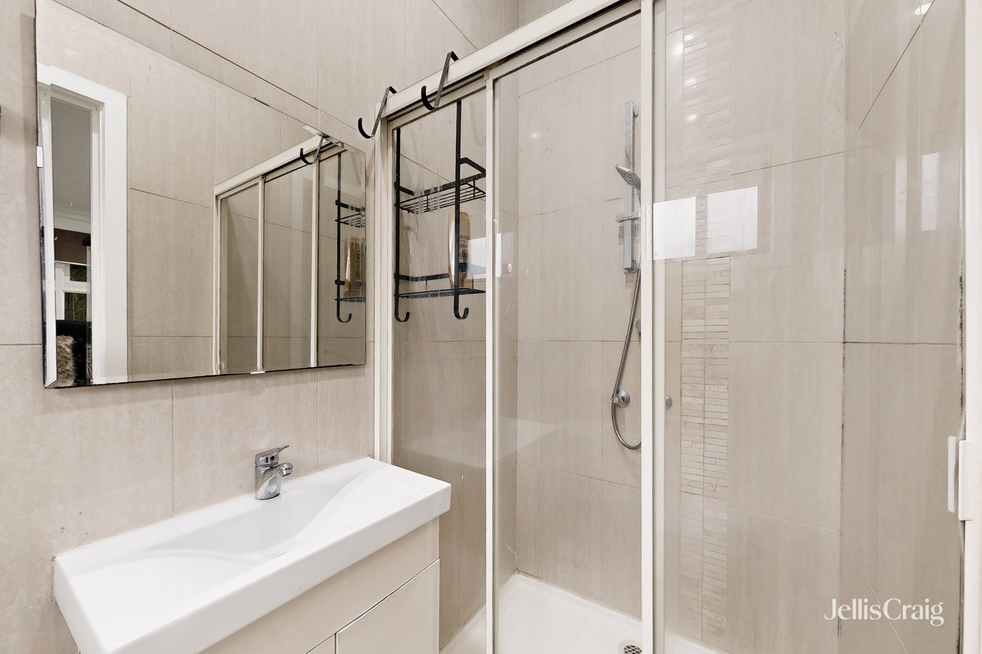 118 Hoffmans Road, Essendon image 12