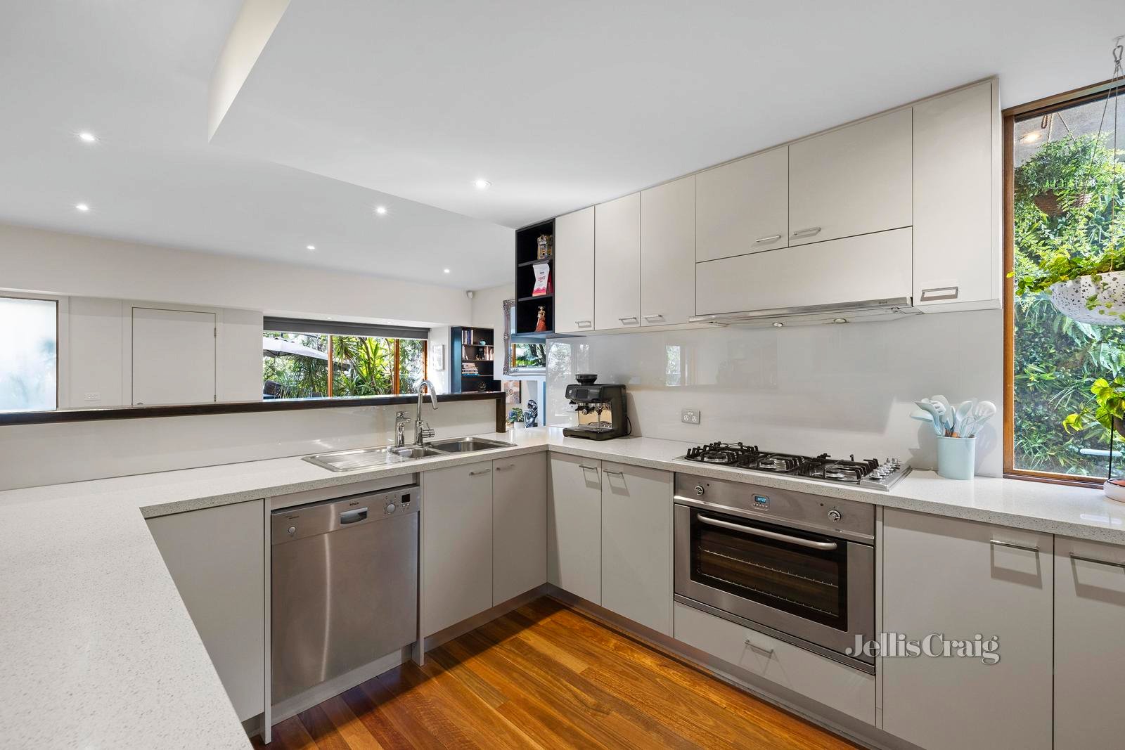 1/18 Hopkins Street, Mckinnon image 10