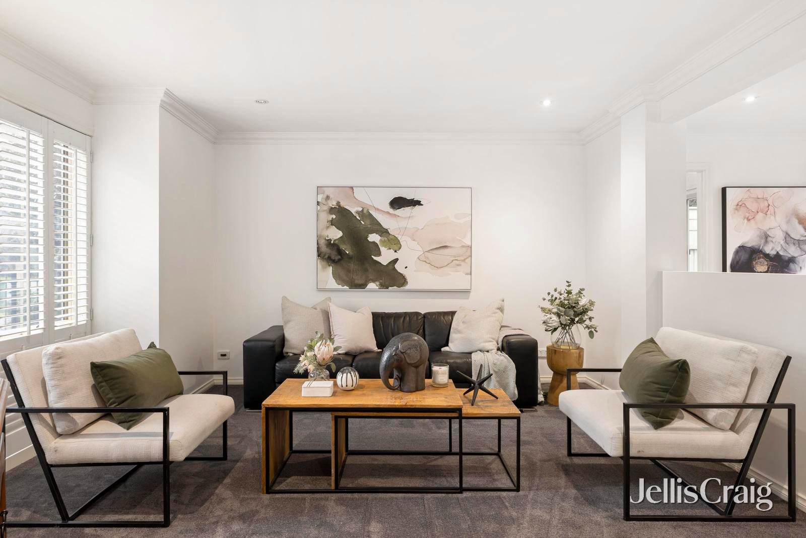 1/18 James Road, Croydon image 2