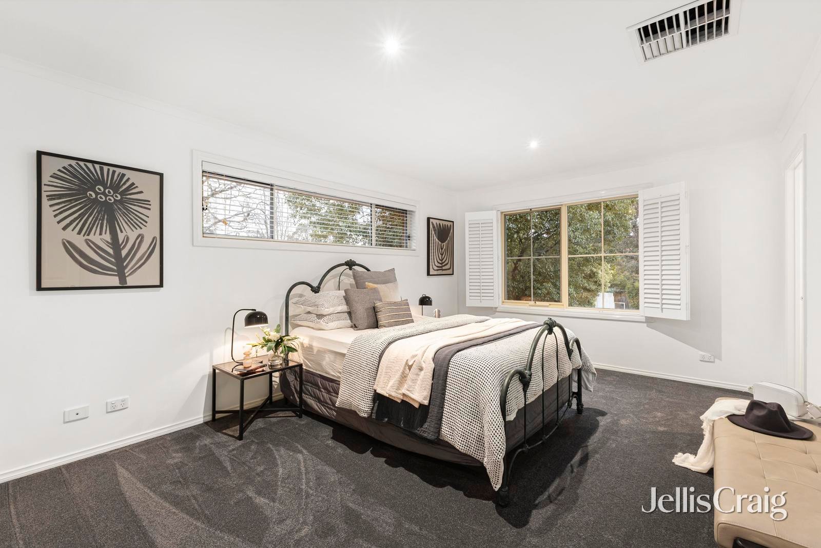 1/18 James Road, Croydon image 8