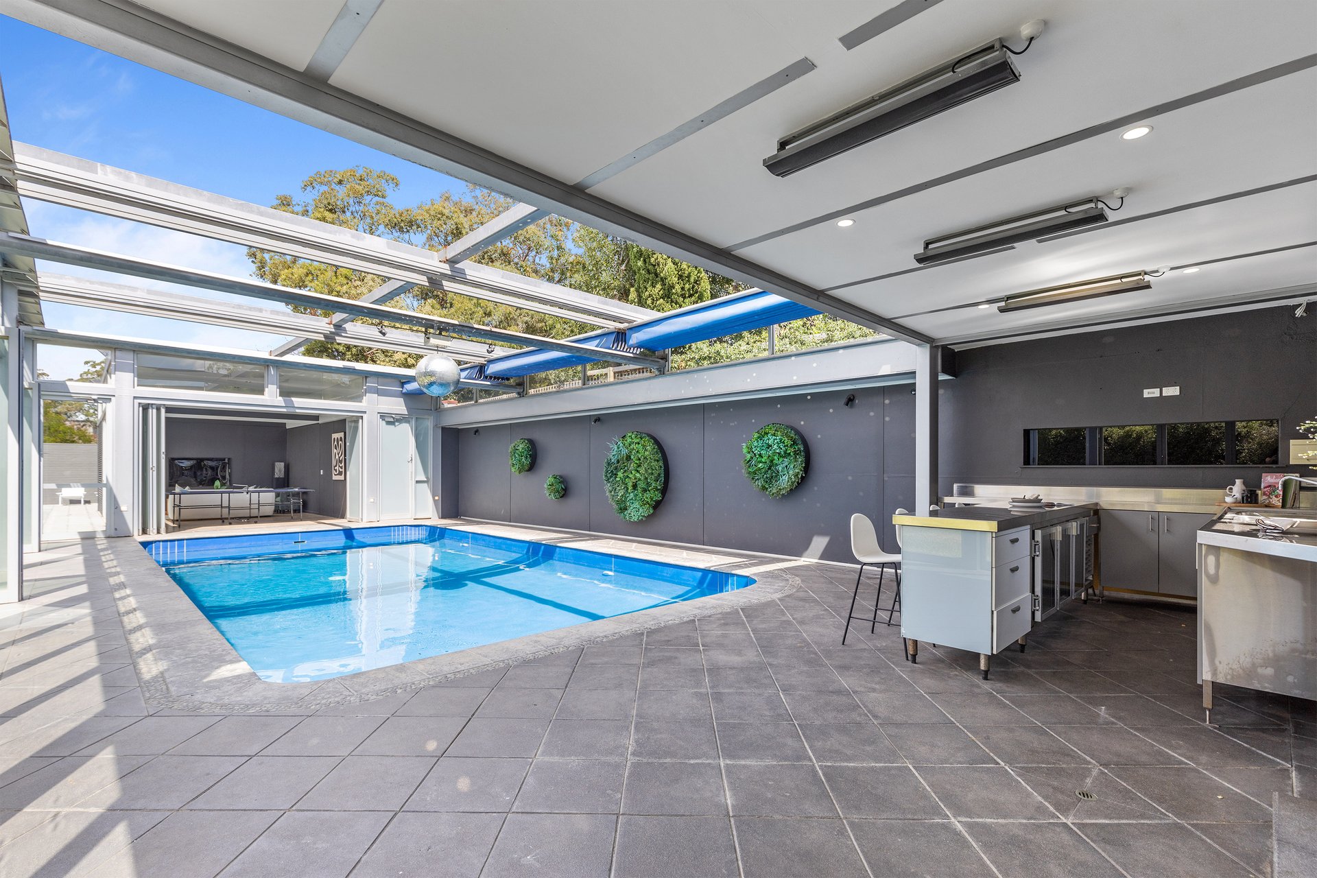 118 McCracken Street, Essendon image 3