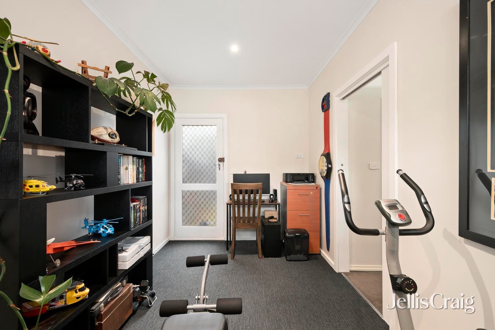 1/18 Nolan Avenue, Mooroolbark image 4
