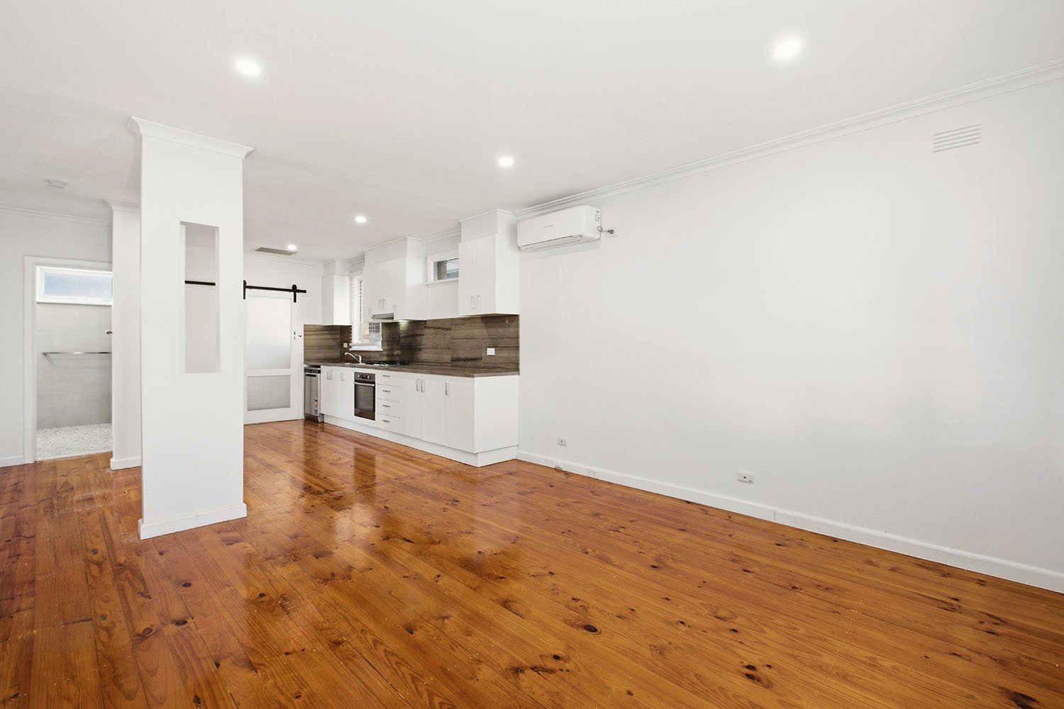 1/18 Rigby Avenue, Carnegie image 2