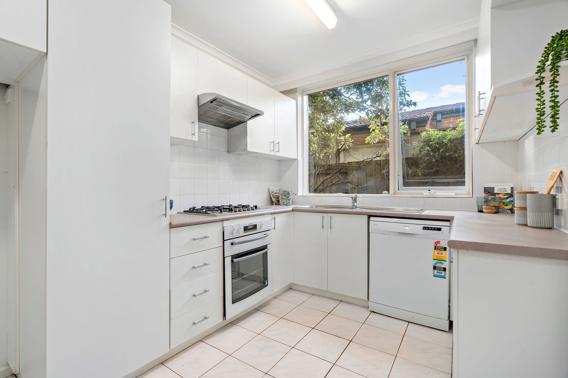 Property Gallery Thumbnail 4