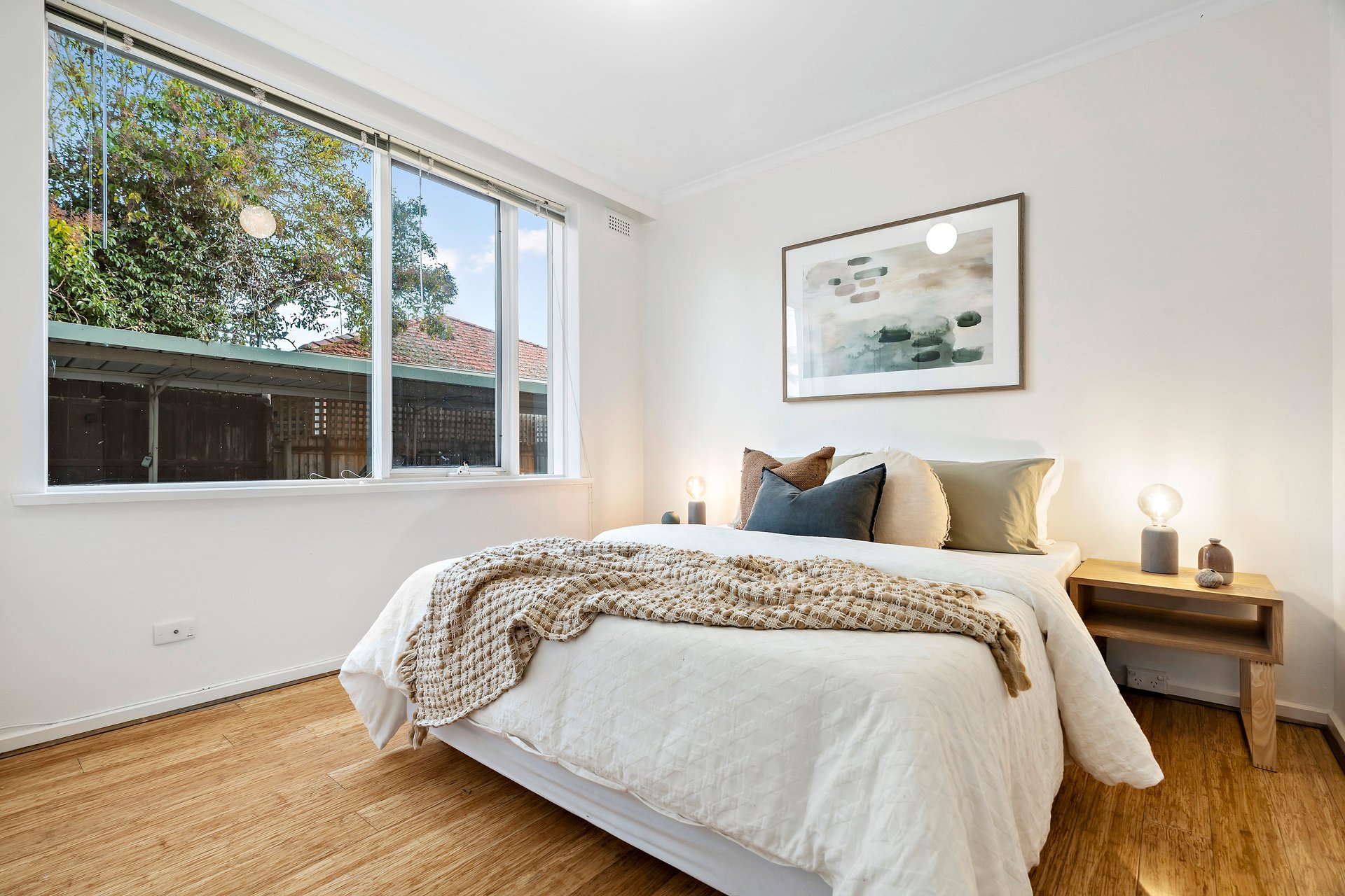 Property Gallery Thumbnail 6