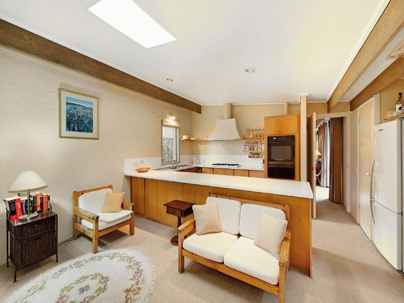 118 Sackville Street, Kew image 4