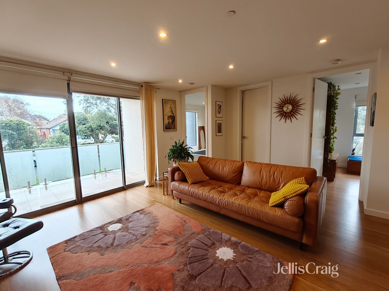 11/8 Short Street, Northcote image 1