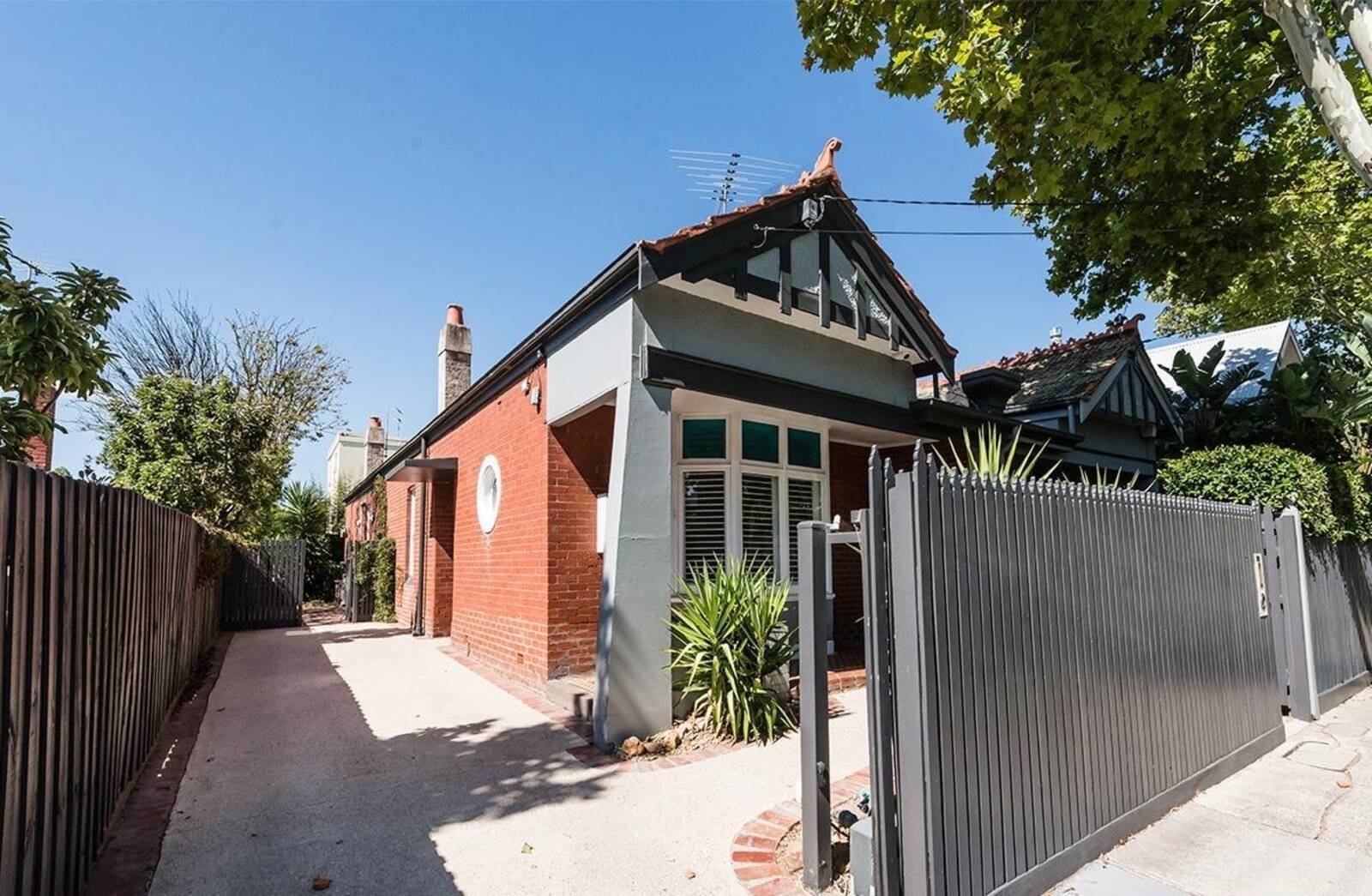 Property Gallery - Main Image