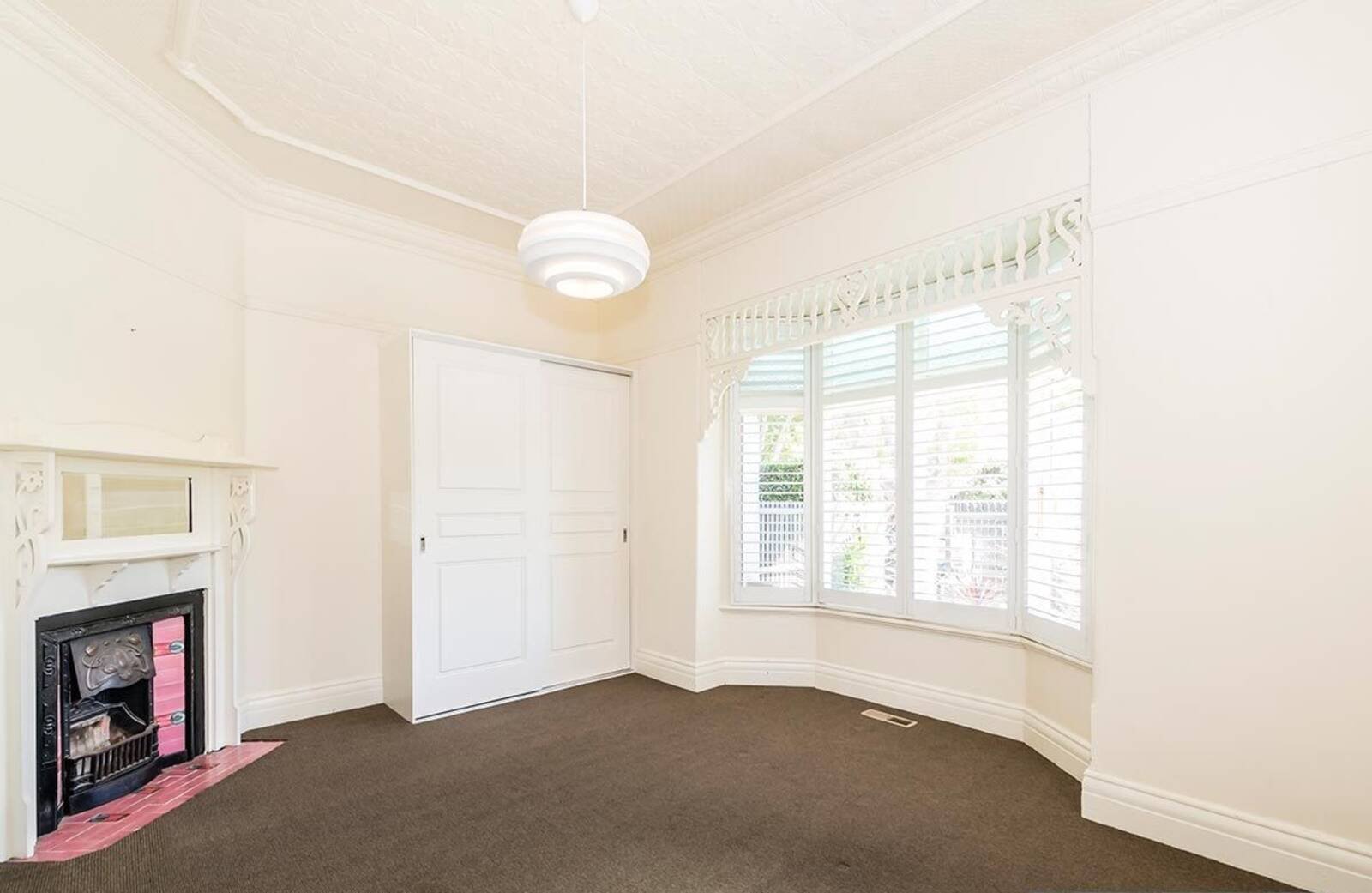 Property Gallery Thumbnail 4