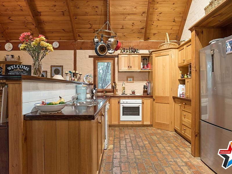 118 Wallace Road, Christmas Hills image 4