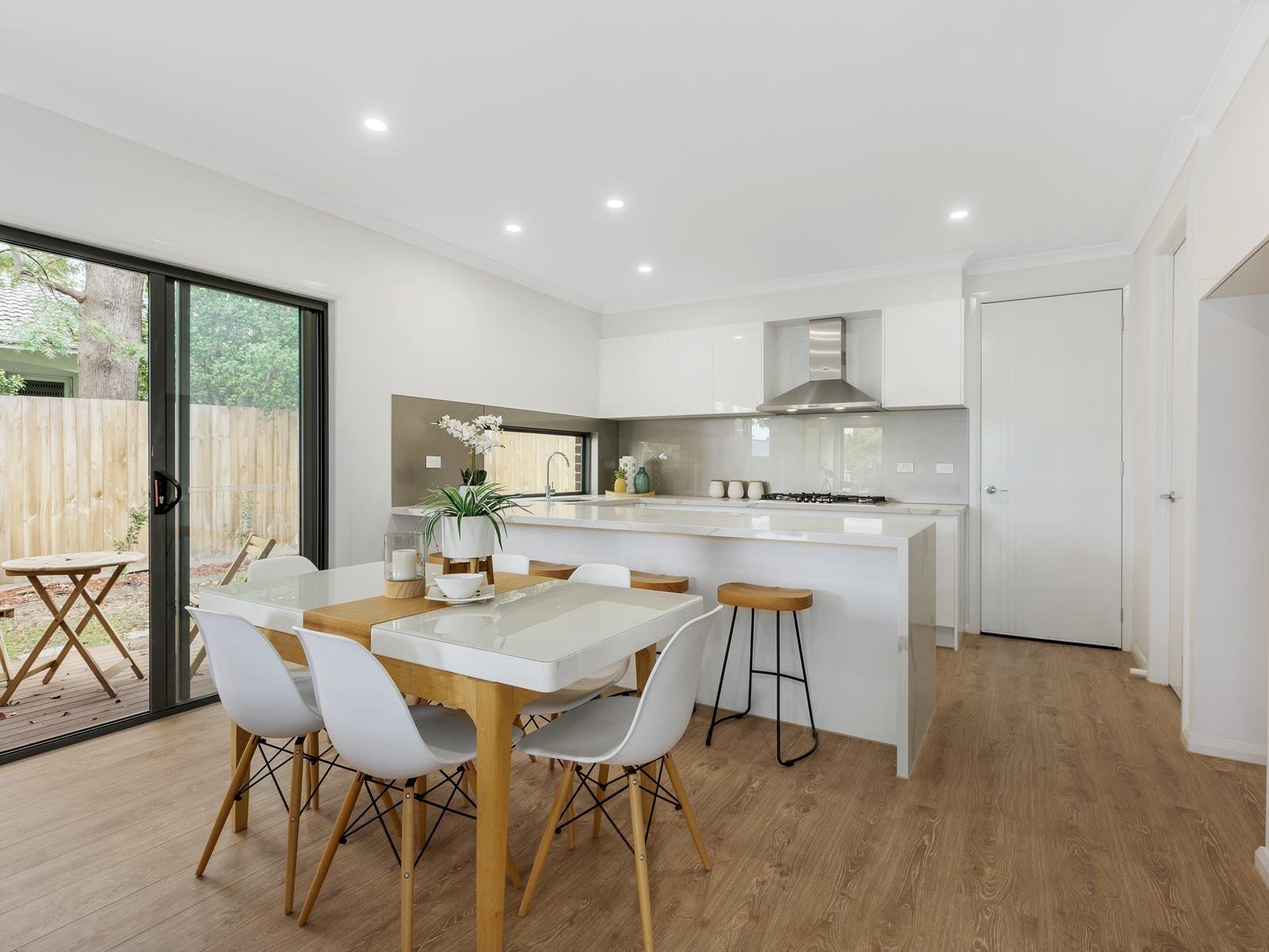 1/18 Worrell Street, Nunawading image 4