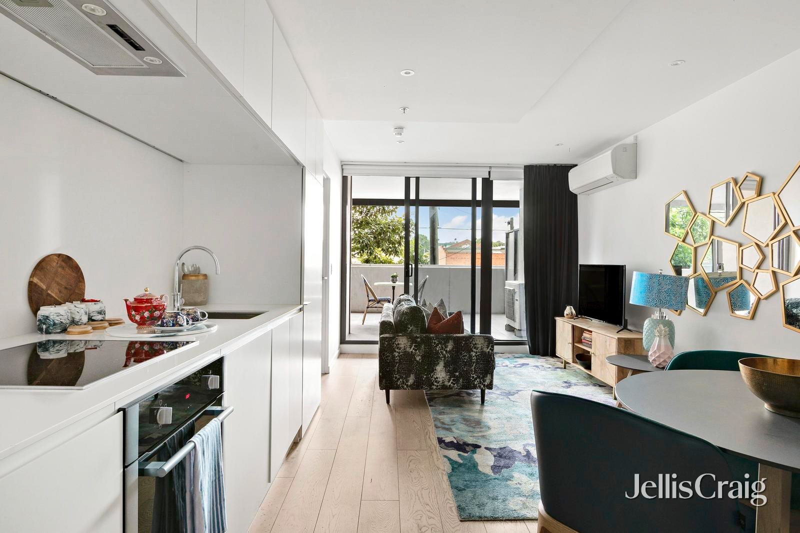 118/1 Ascot Vale Road, Flemington image 4