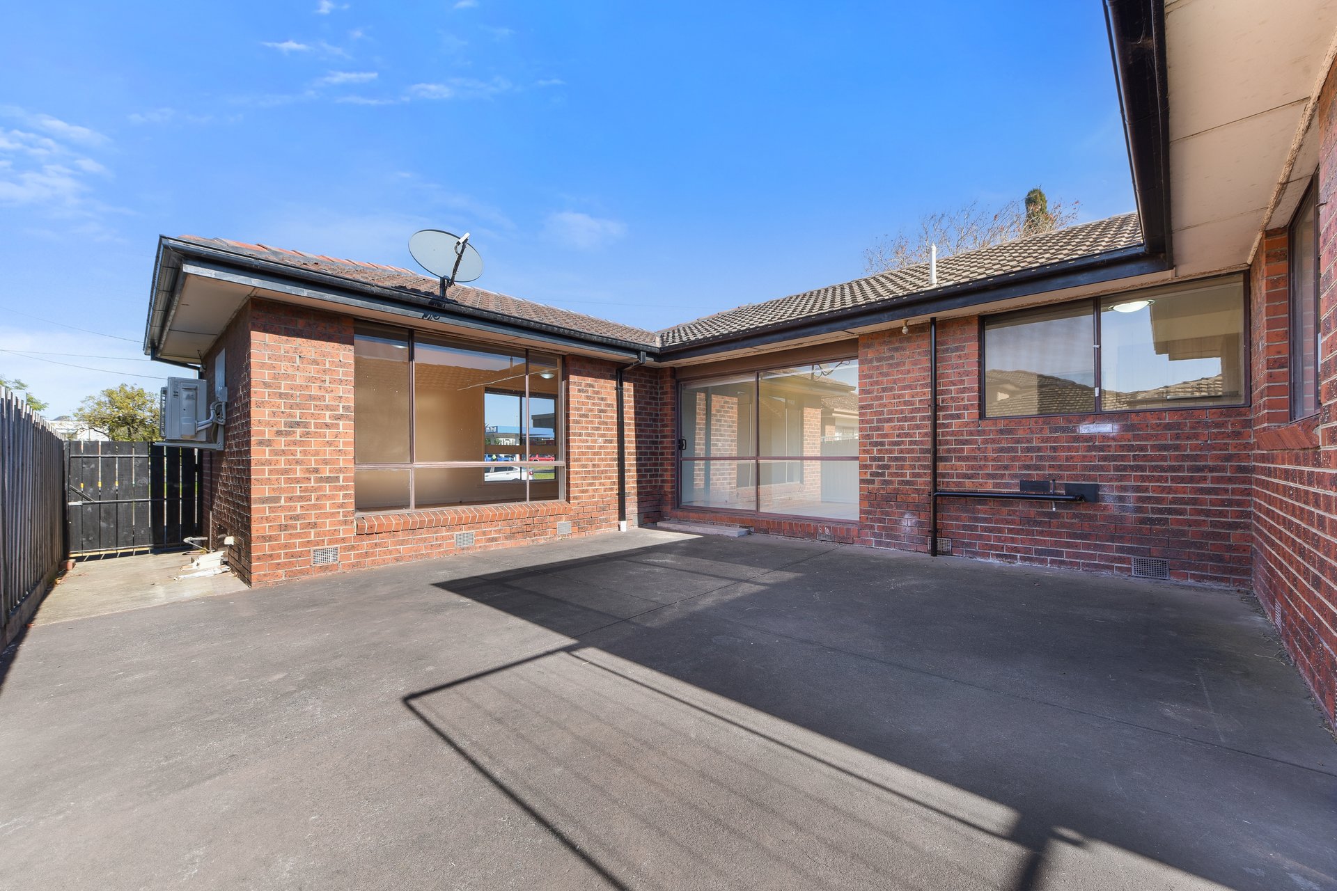 1/1815 Dandenong Road, Oakleigh East image 7