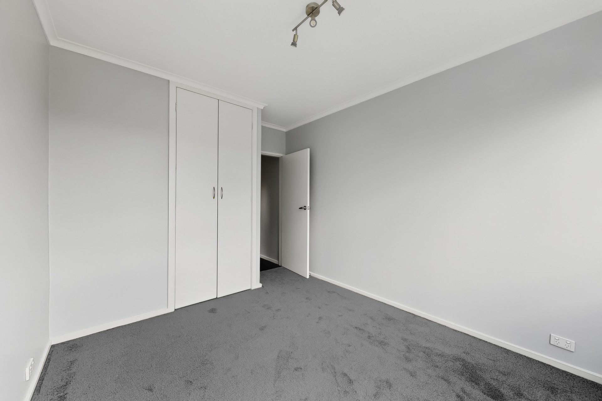 11/82 Coorigil Road, Carnegie image 5