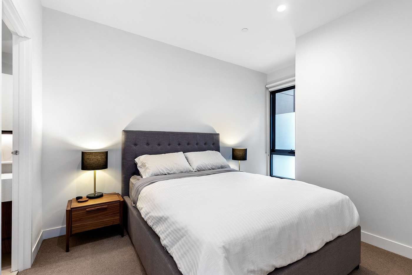 118/210 Reynolds Road, Doncaster East image 5