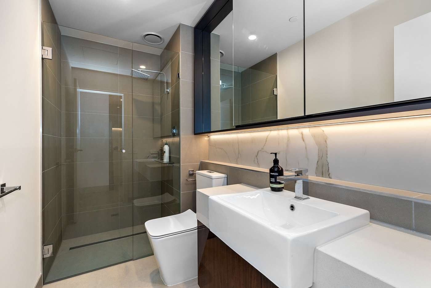 118/210 Reynolds Road, Doncaster East image 6