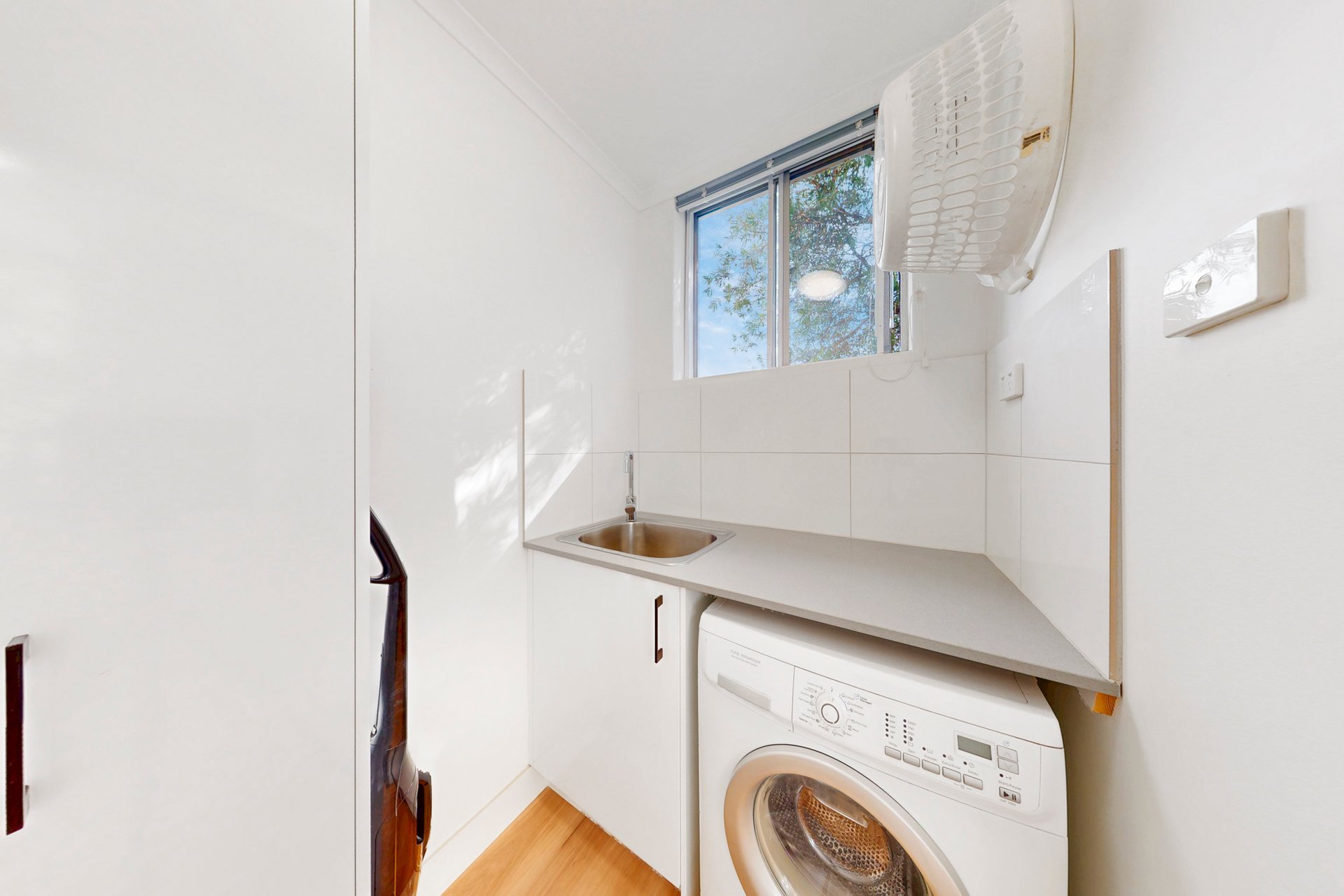 1/183-185 Brougham Street, Kew image 8