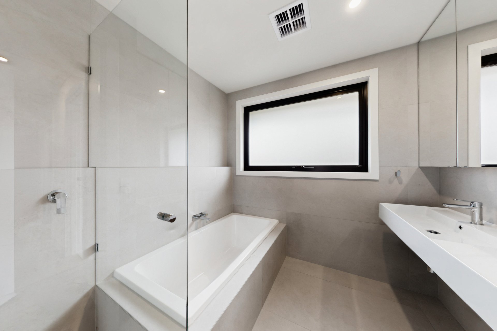 1/183 Carinish Road, Clayton image 14