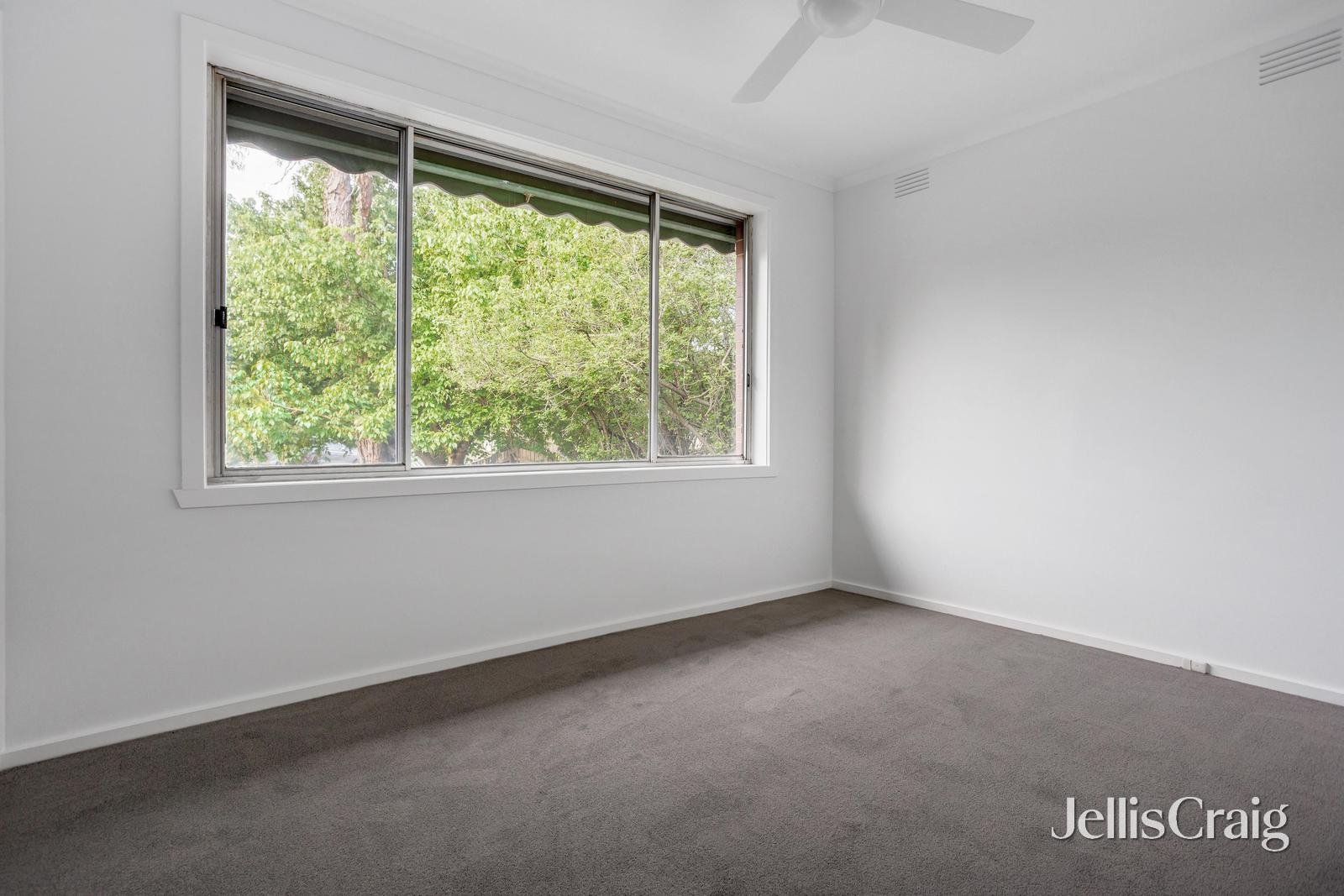 1/185 Grimshaw Street, Greensborough image 7
