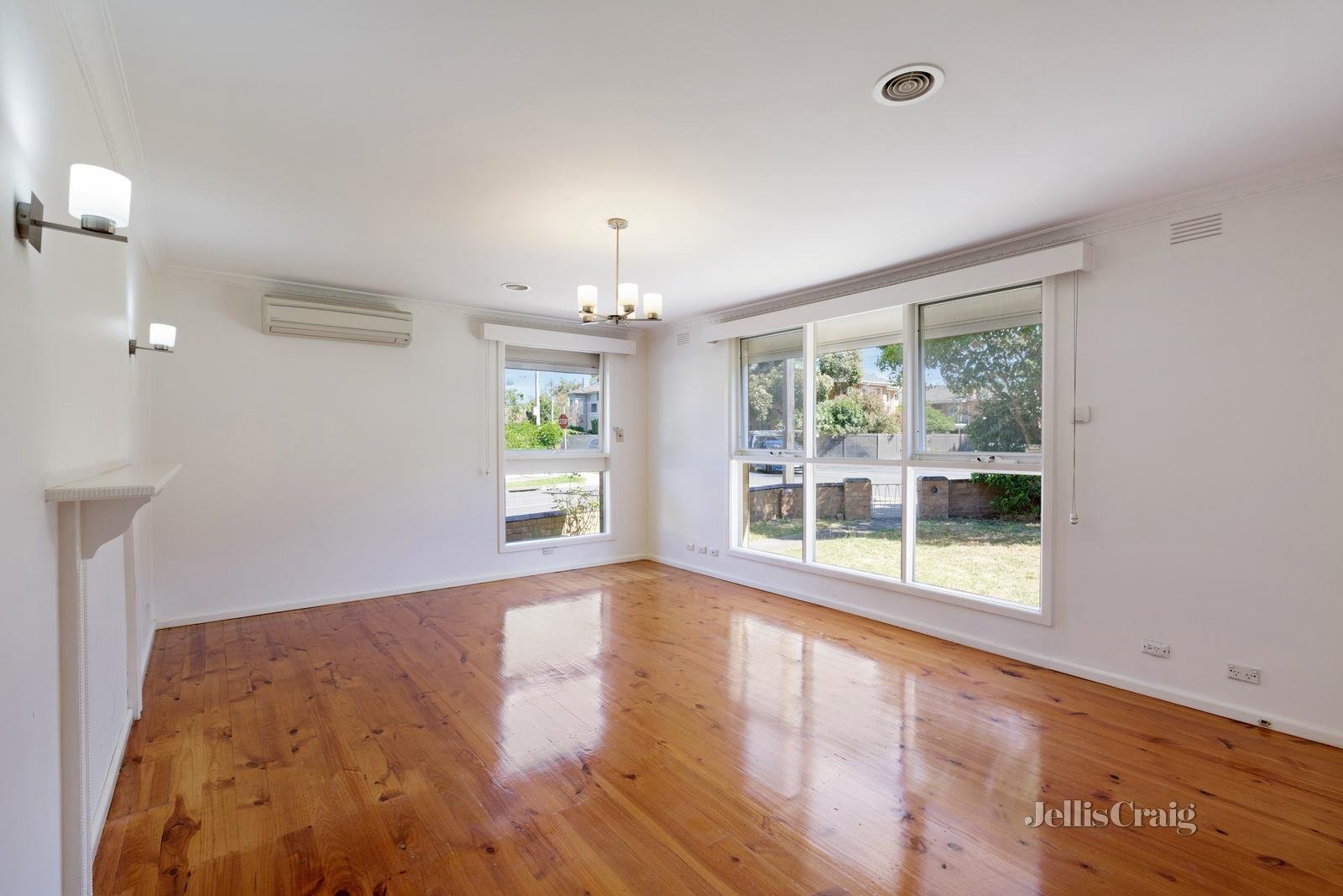 1/186 Cotham Road, Kew image 3