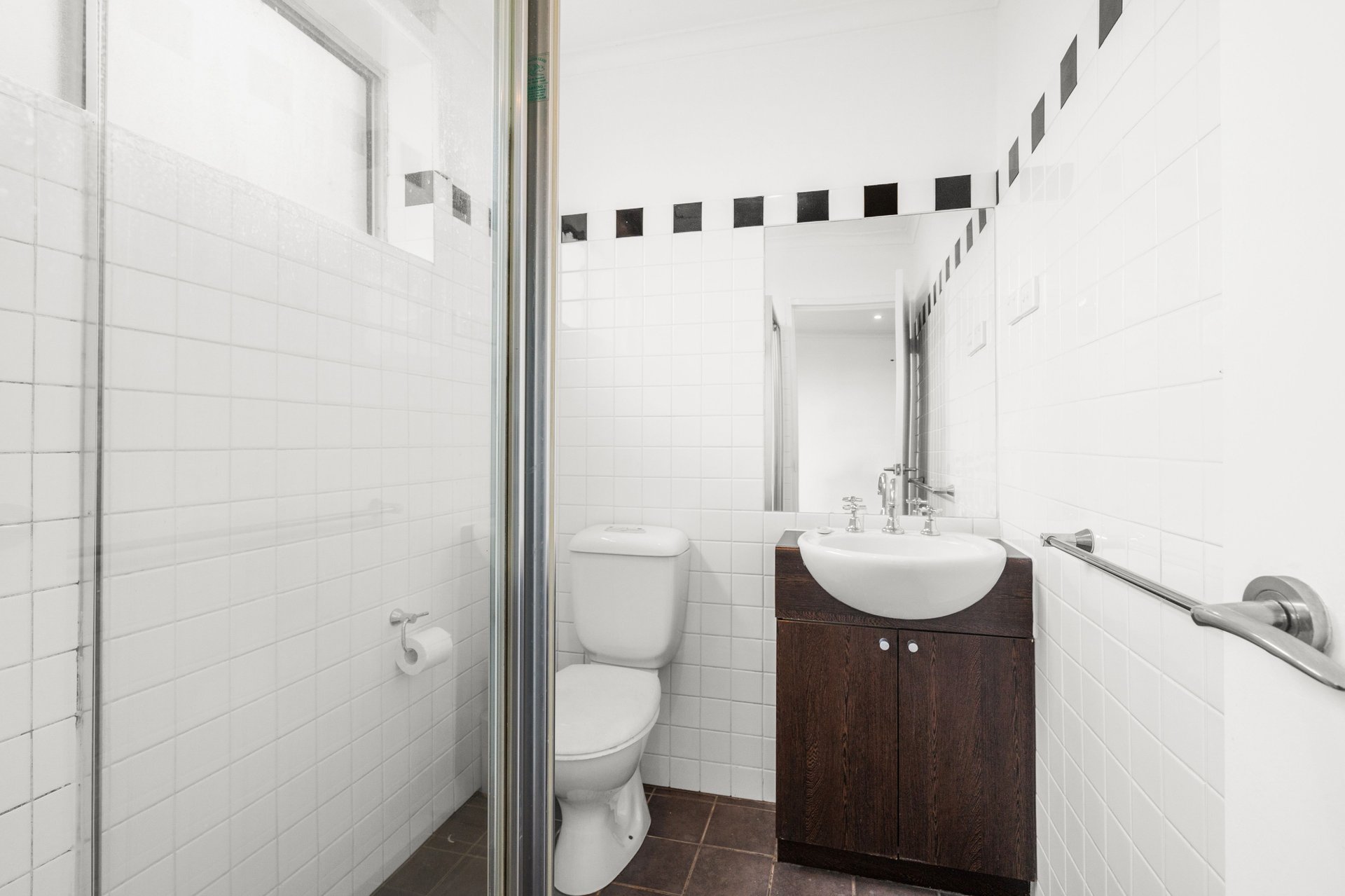 11/87 Ross Street, Port Melbourne image 6