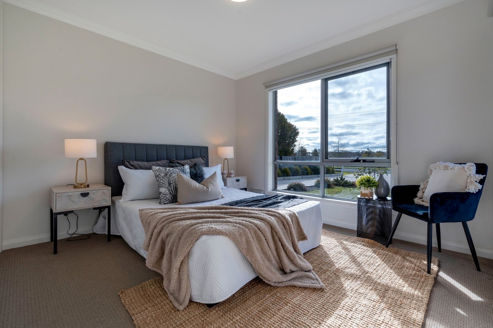 Property Gallery Thumbnail 8