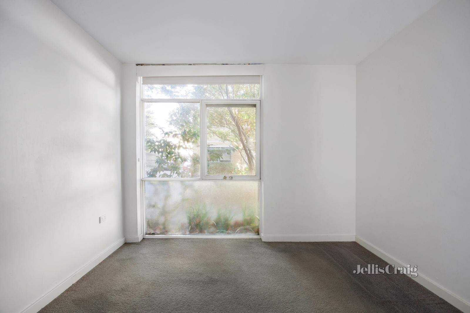11/894 Burke Road, Canterbury image 4