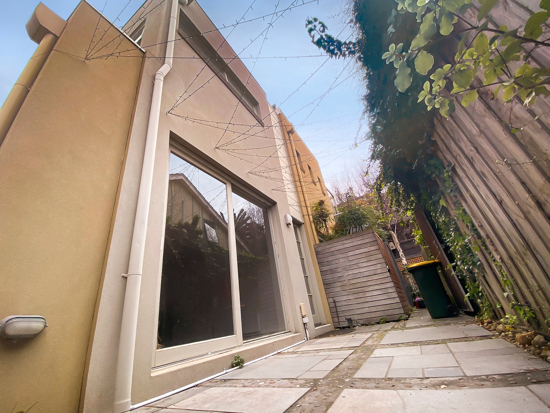 1/18a Broadway, Elwood image 7