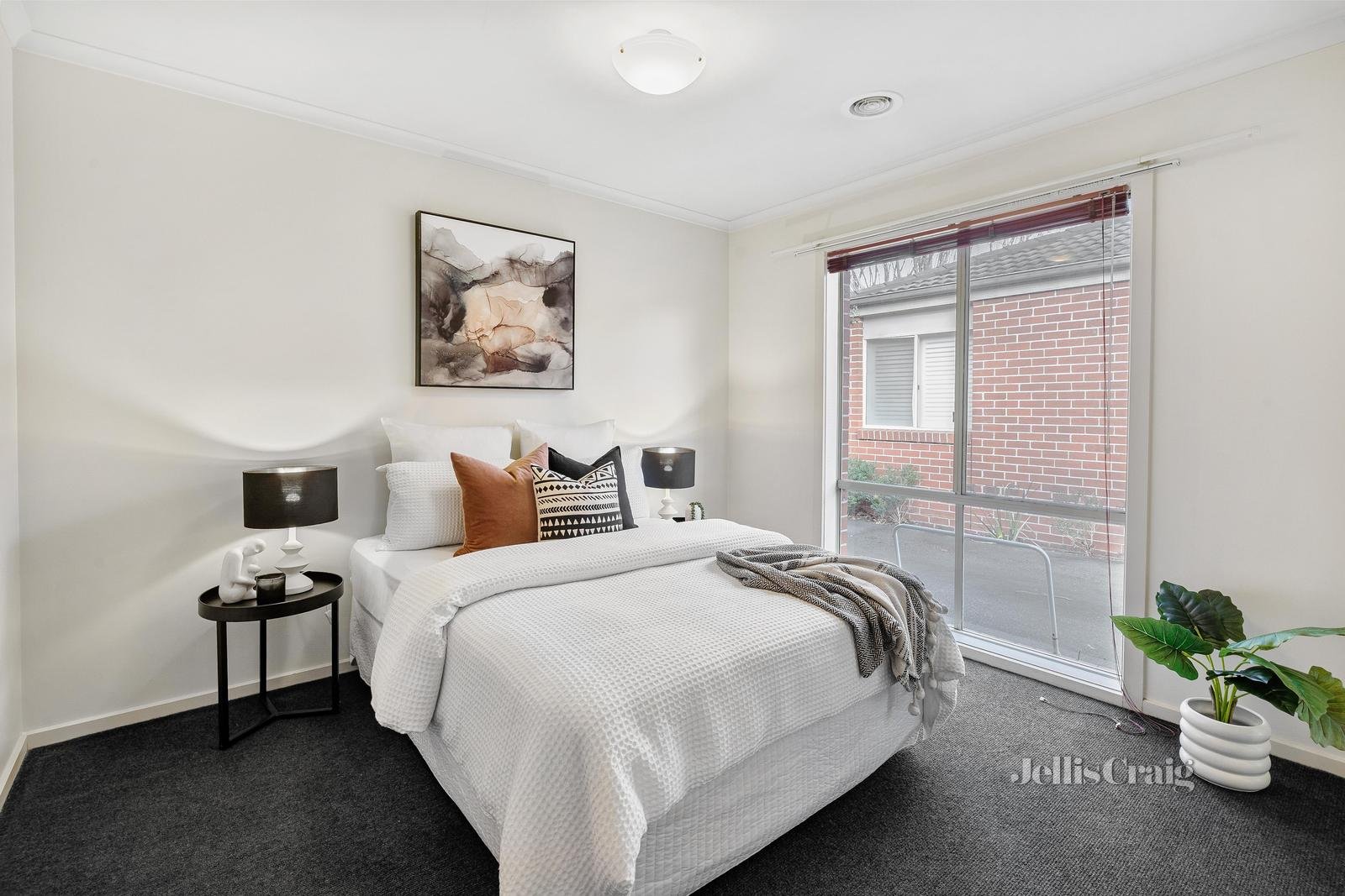 1/19-21 Kershaw Street, Bentleigh East image 6