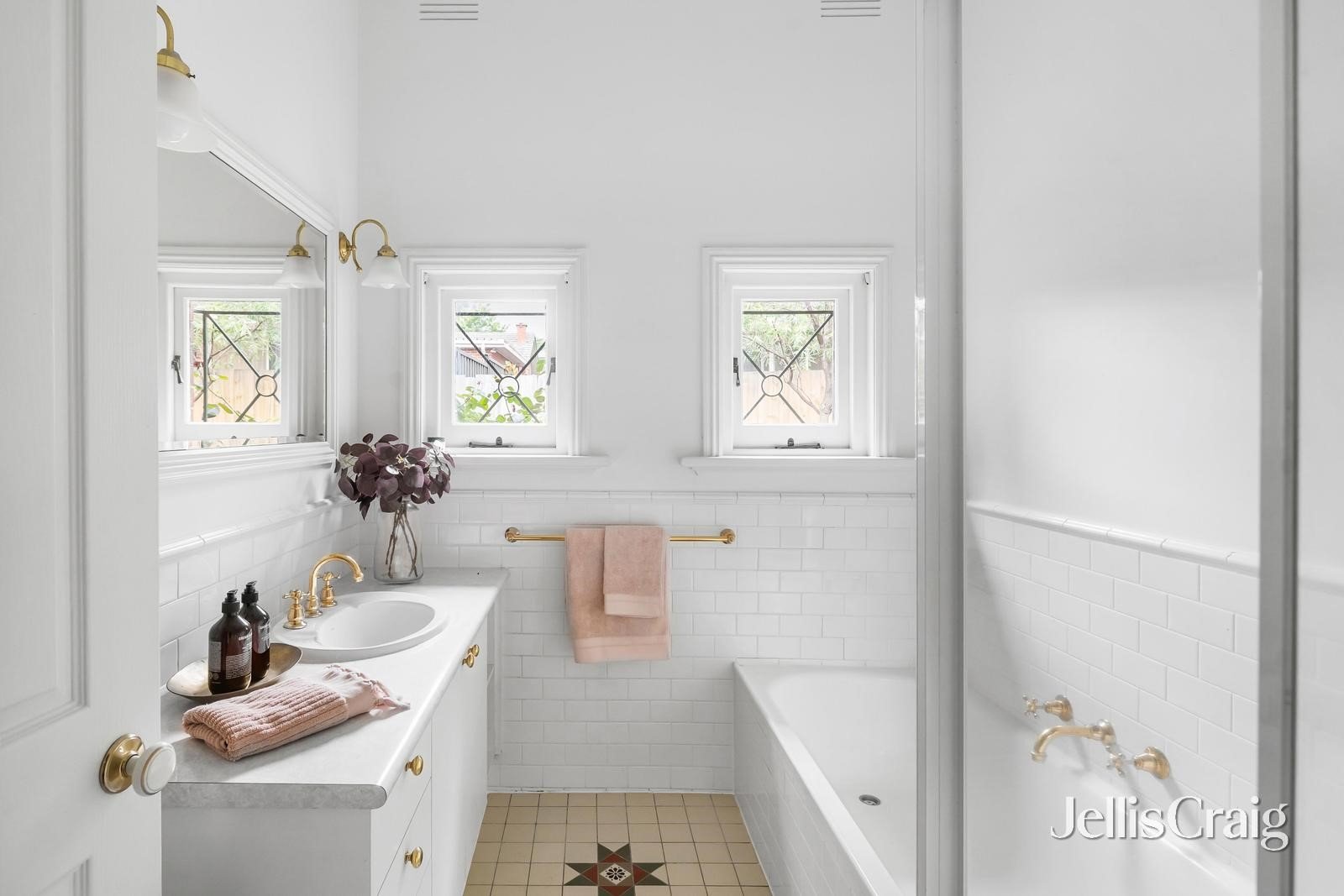 1/19 Bringa Avenue, Camberwell image 7