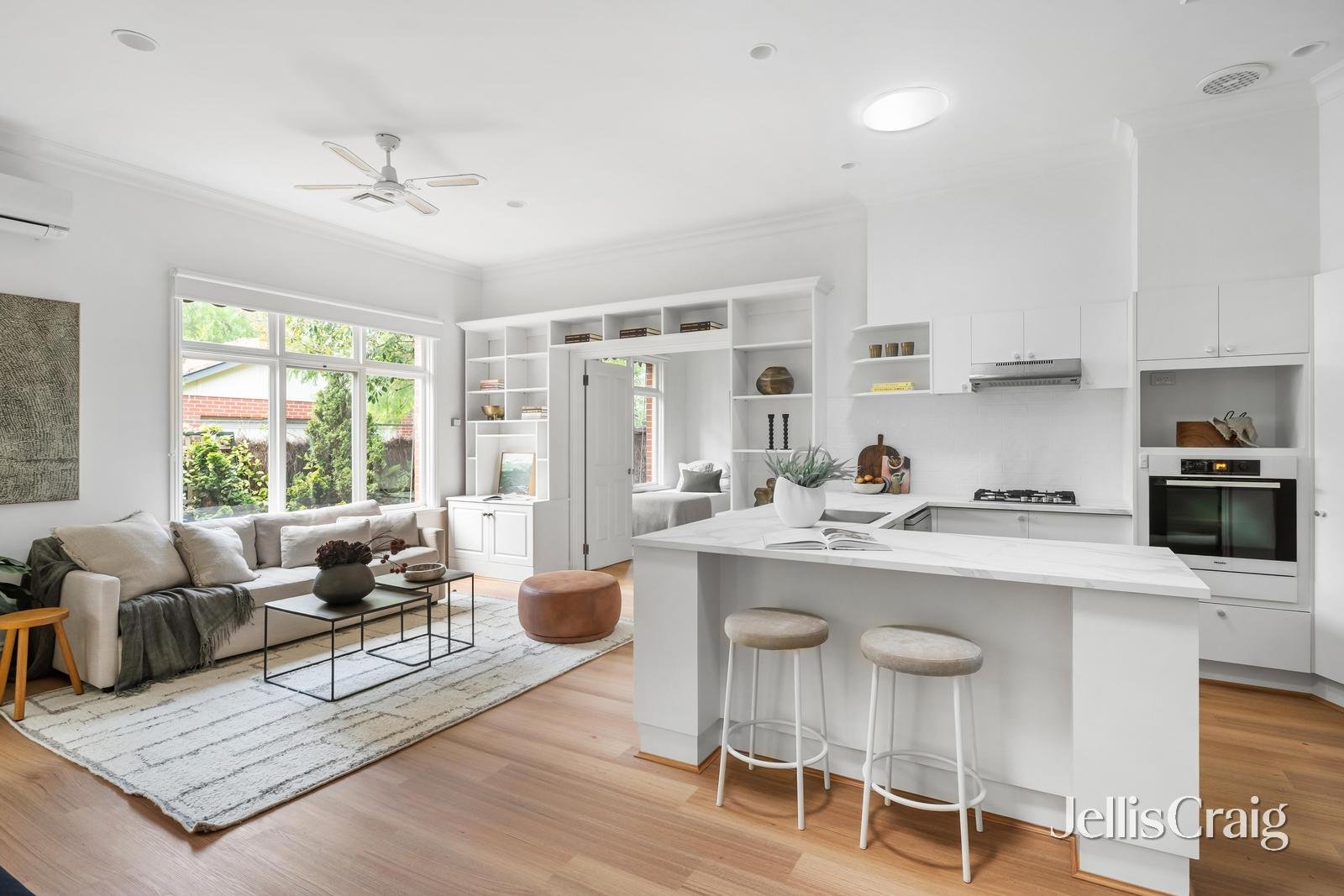 1/19 Bringa Avenue, Camberwell image 2