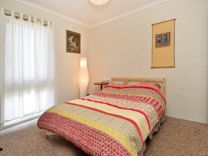 1/19 Candover Street, Geelong West image 4
