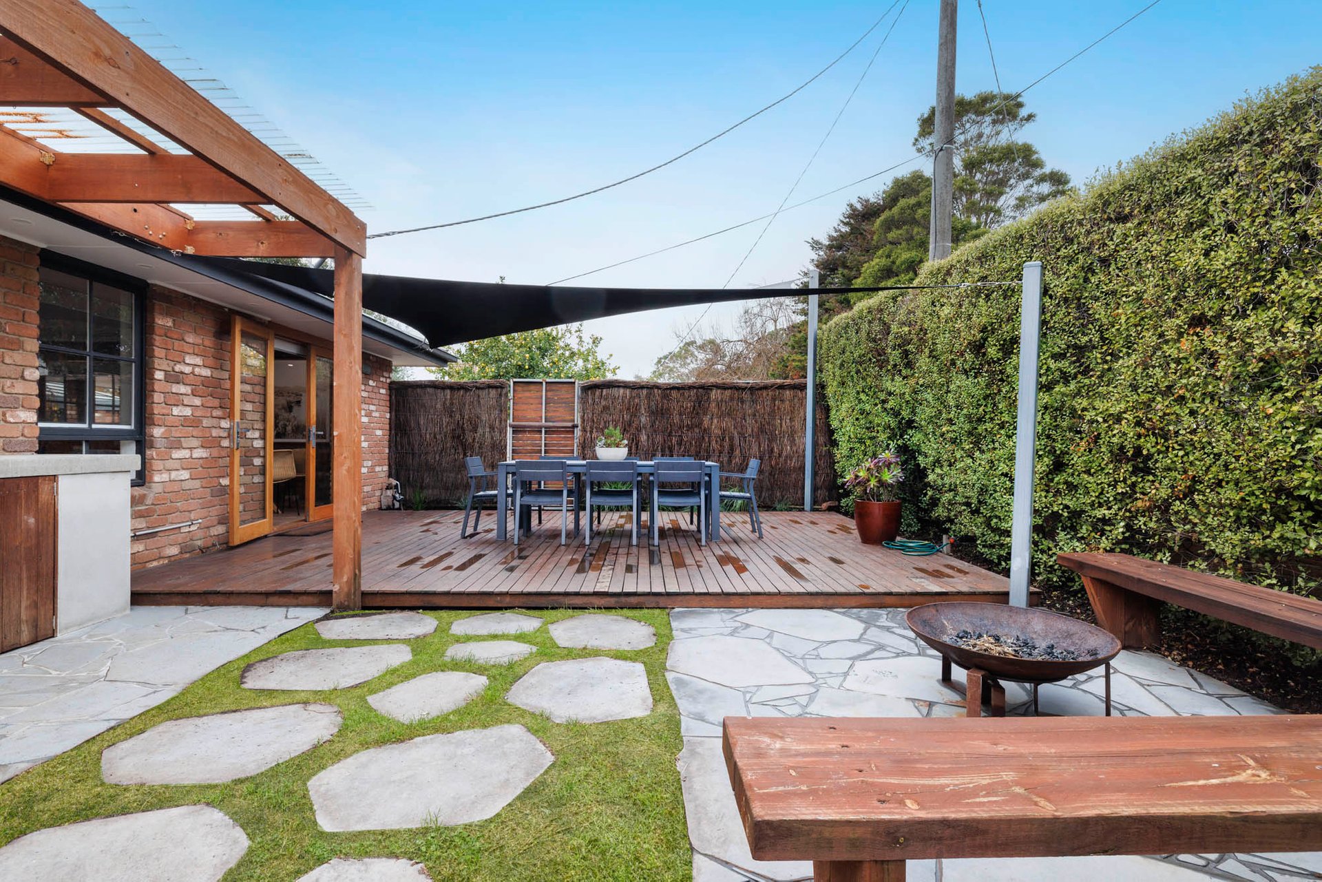 Property Gallery Thumbnail 8