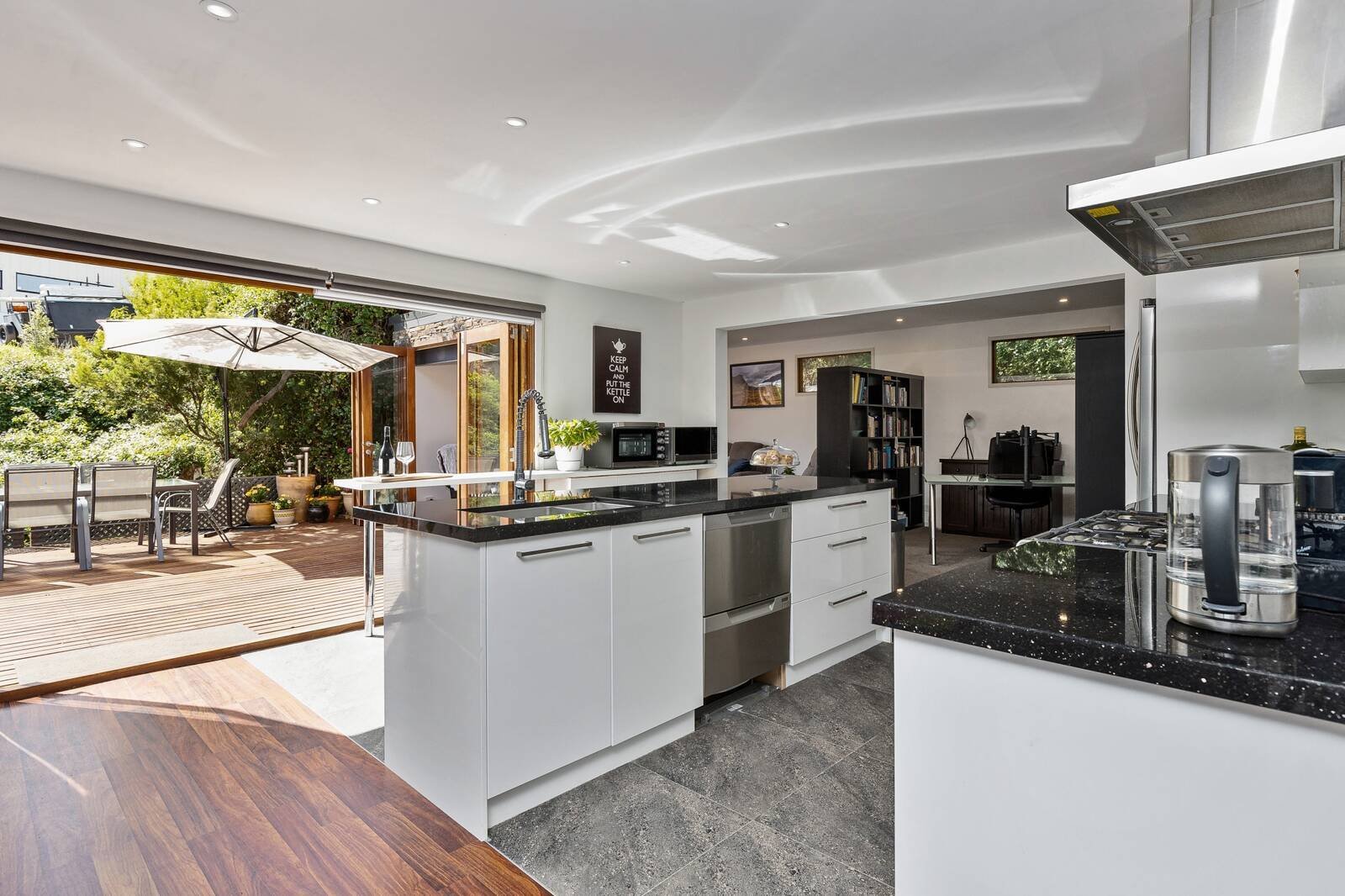 Property Gallery Thumbnail 5