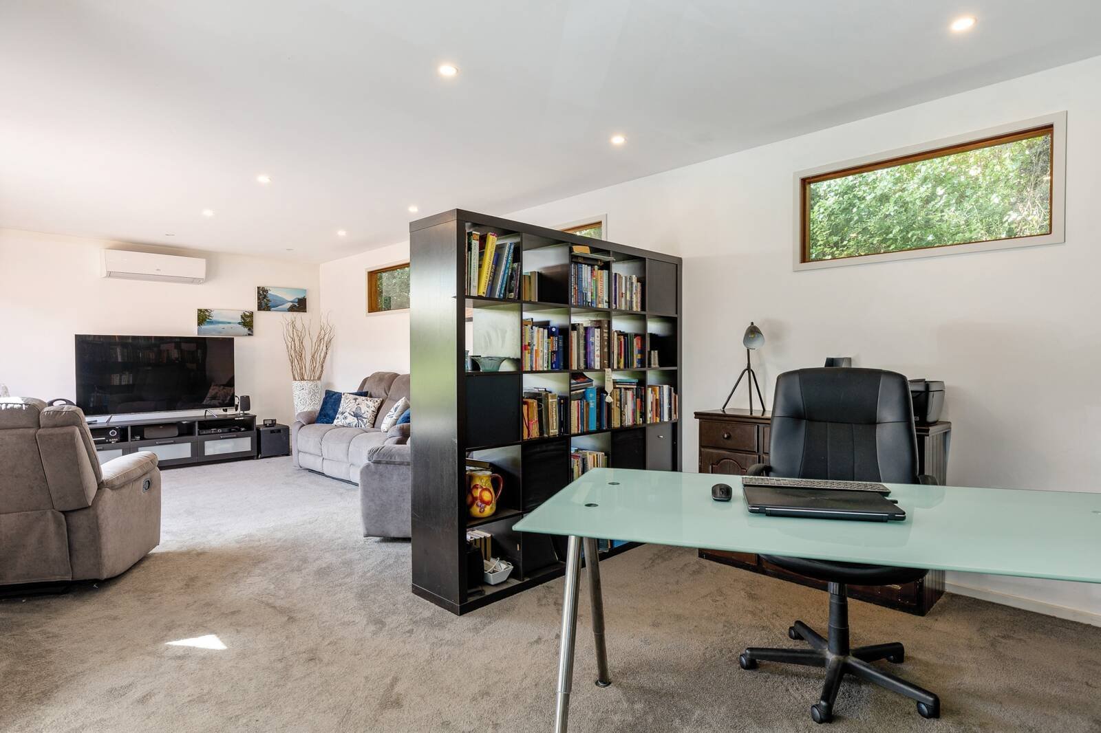 Property Gallery Thumbnail 12