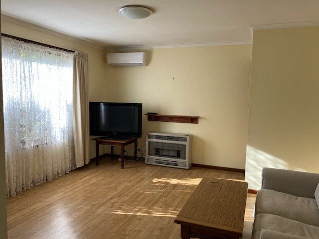 1/19 Epping Street, Kyneton image 3