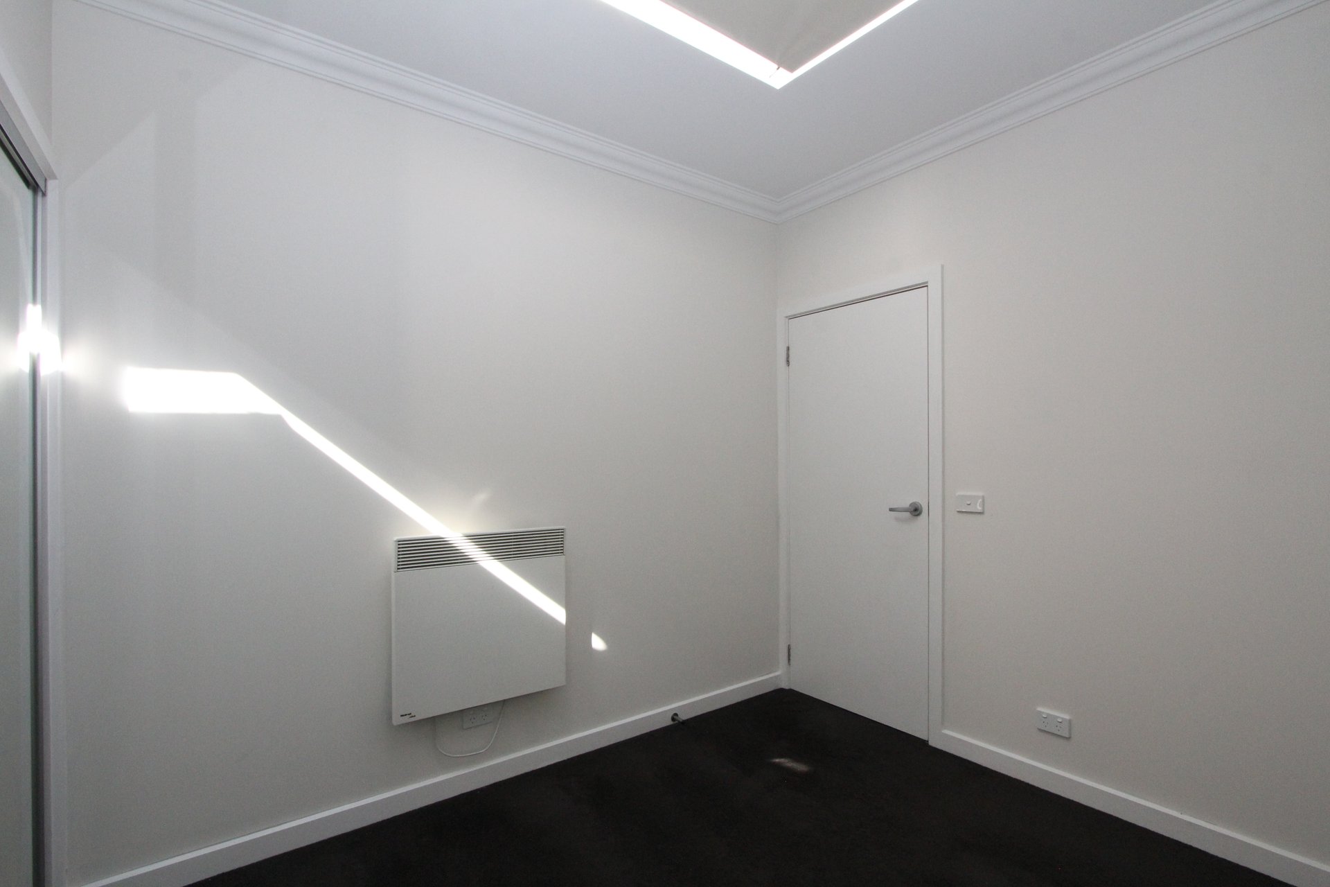 Property Gallery Thumbnail 6