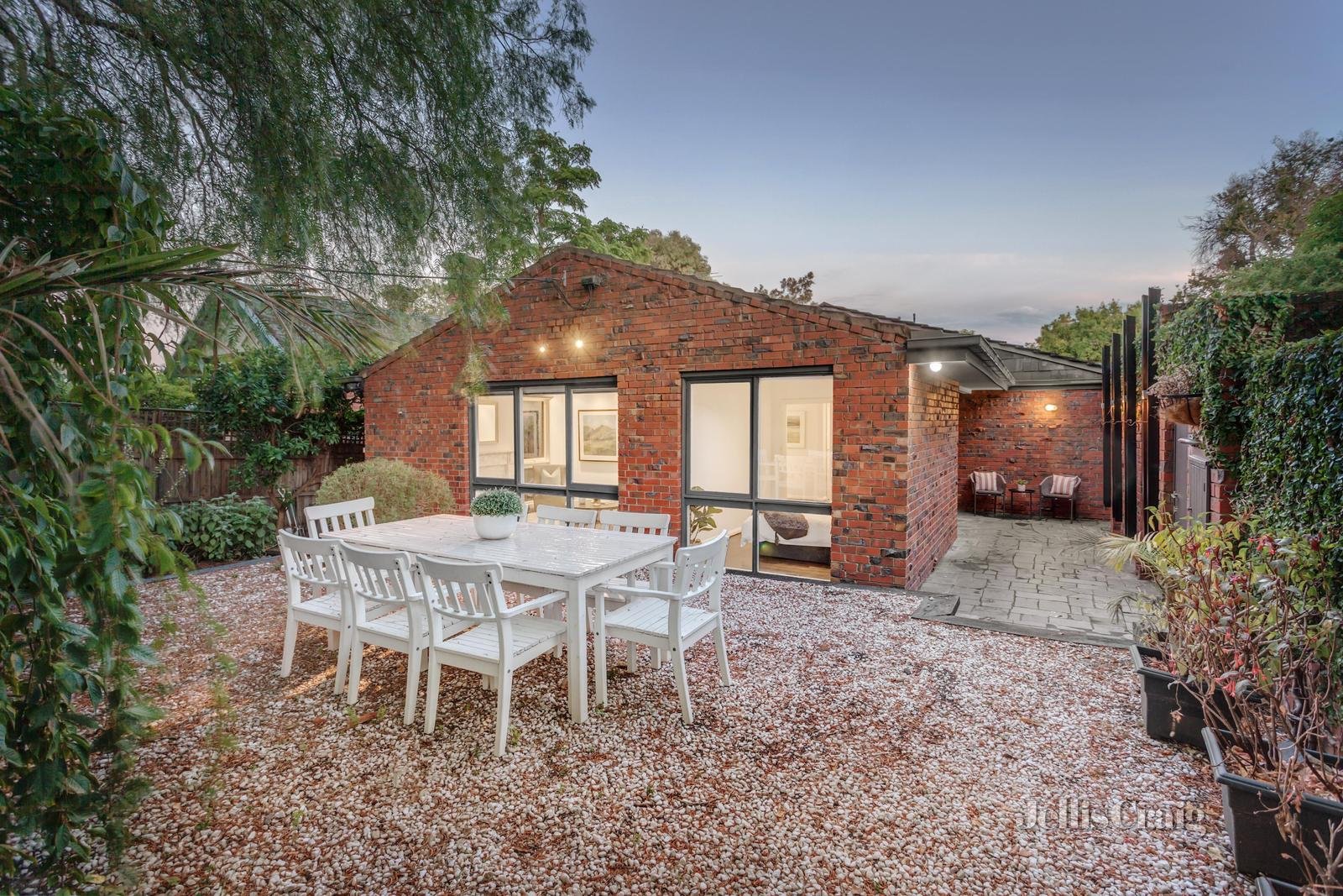 1/19 Glen Street, Hawthorn image 1