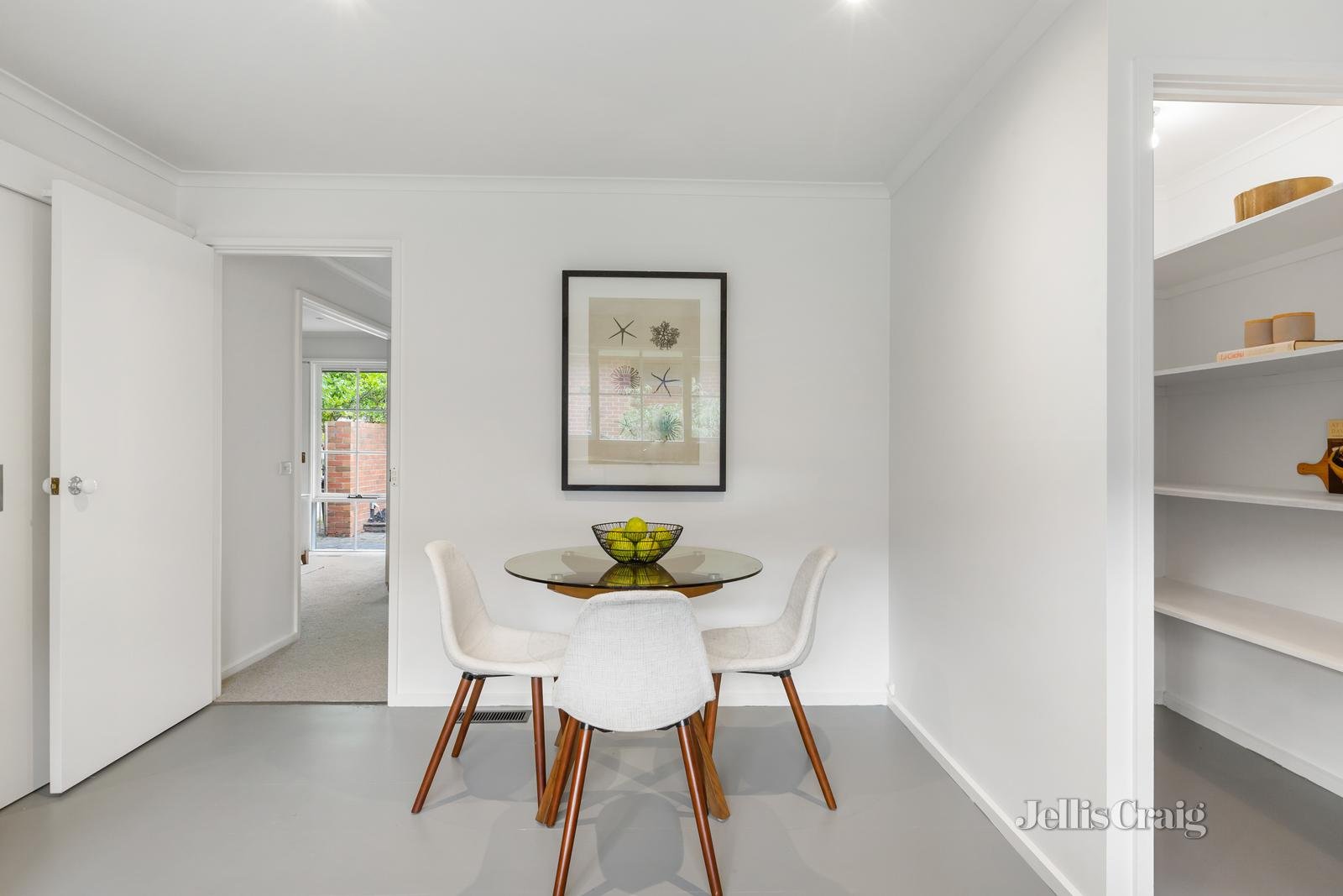 1/19 Grosvenor Parade, Balwyn image 6