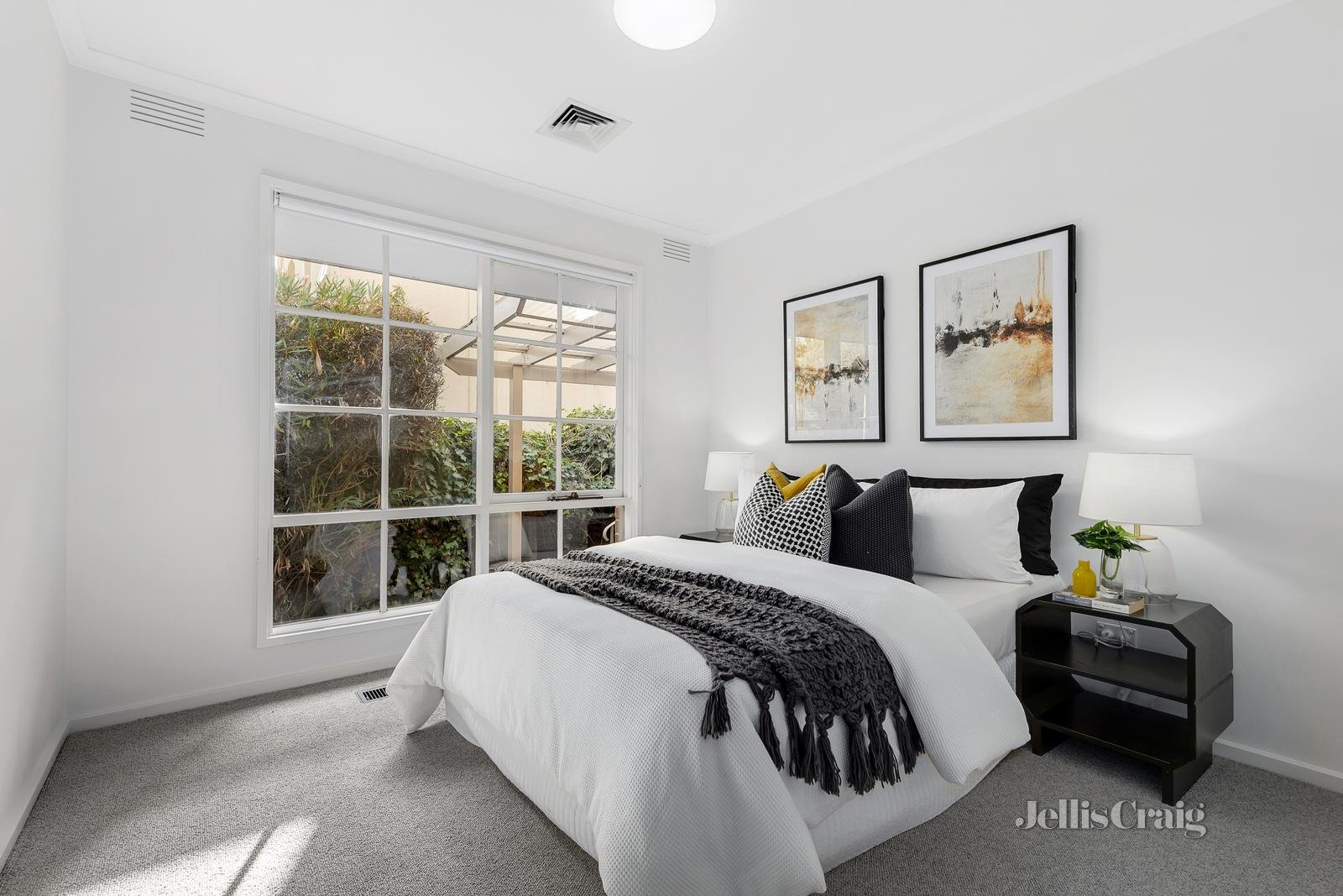 1/19 Grosvenor Parade, Balwyn image 9